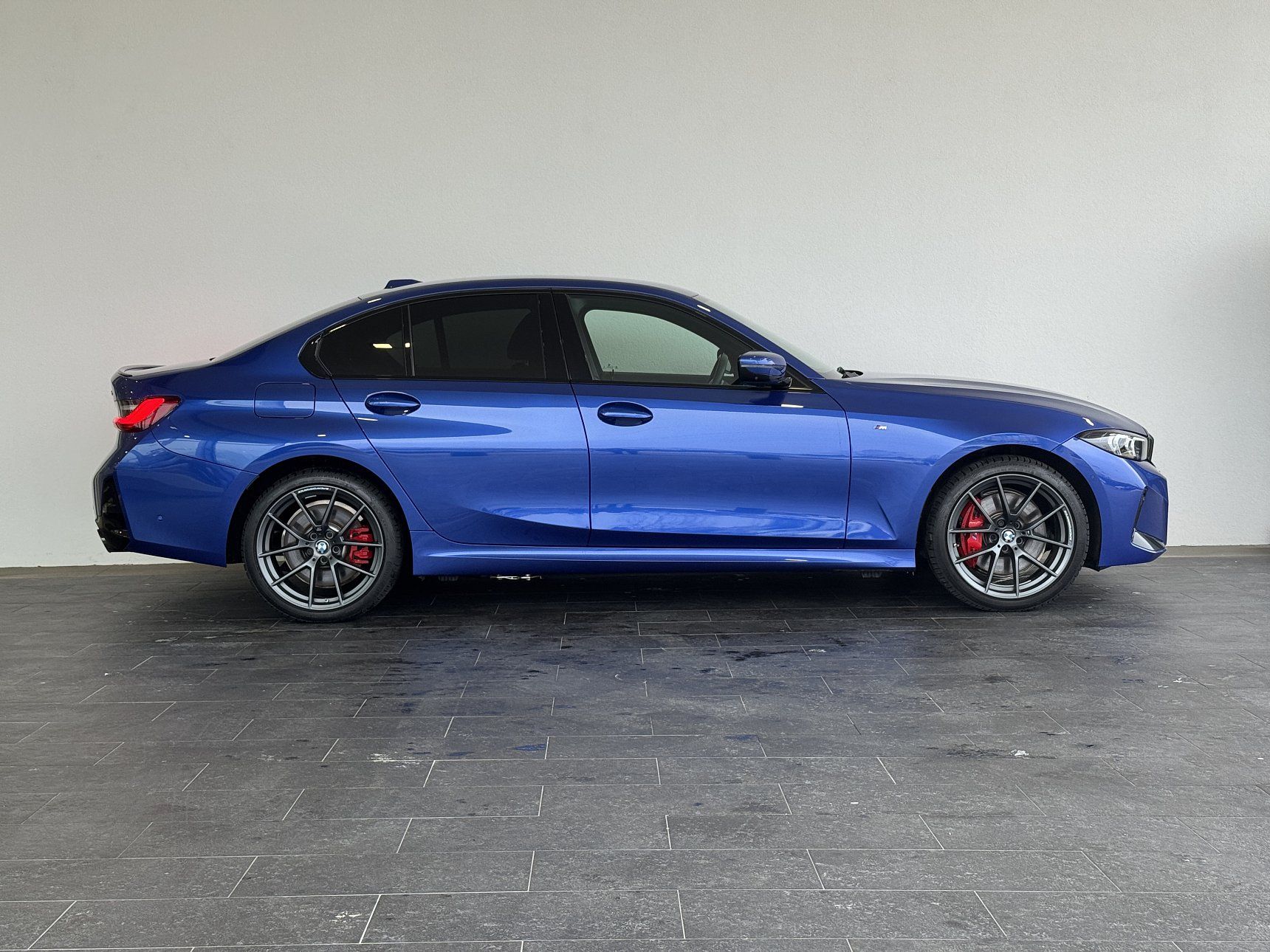 BMW Řada 3 - fotka 3