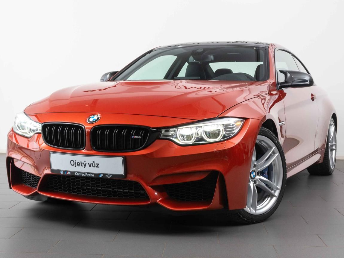 BMW M4, Coupé