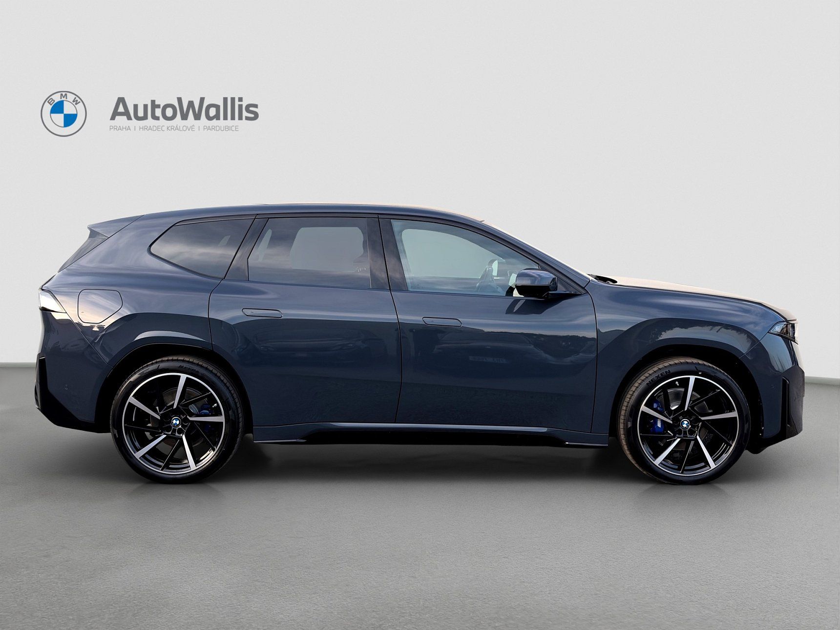 BMW iX3 - fotka 3