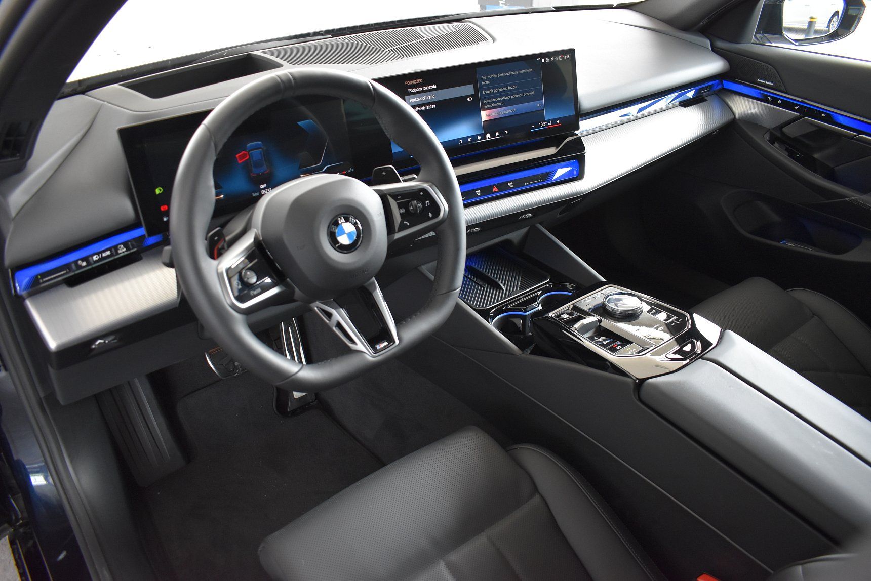 BMW Řada 5 - fotka 5