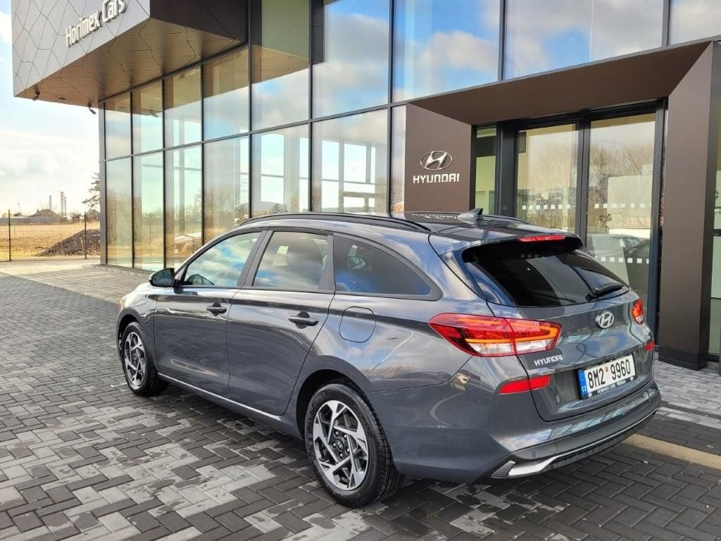 Hyundai i30, 1.6 T-GDI 110kW DCT SMART - fotka 4