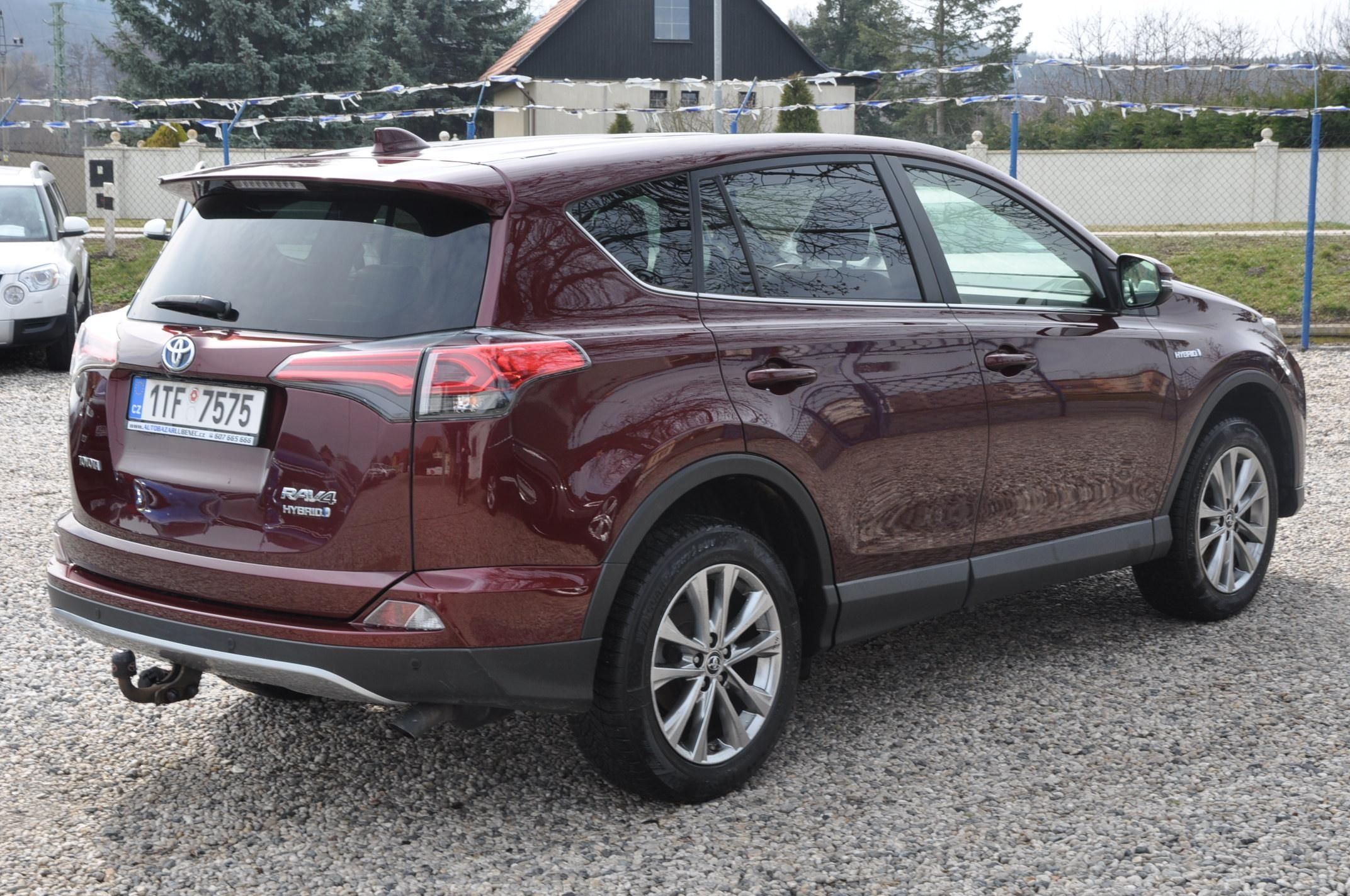 Toyota Rav4, 2.5 Hybrid 4x4 Selection Kůže - fotka 3