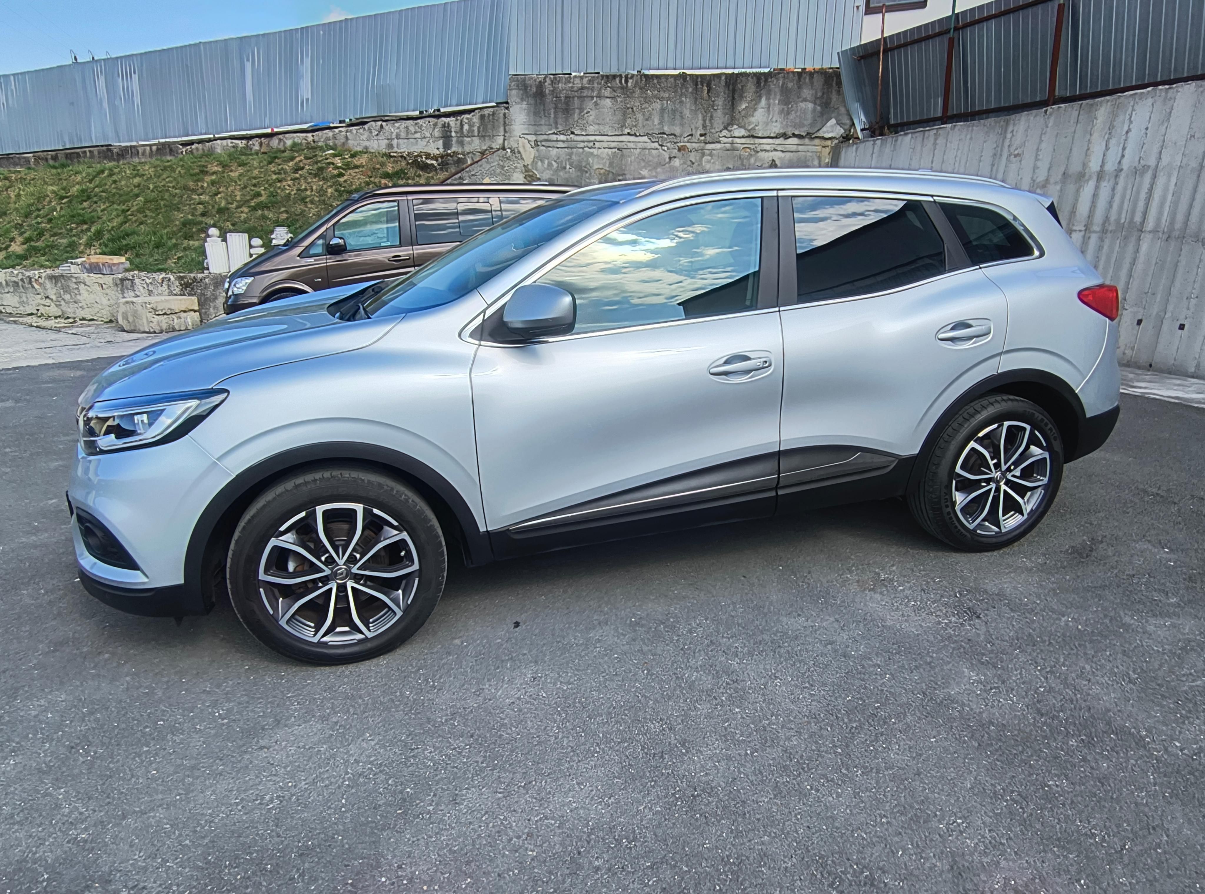 Renault Kadjar, 1.3 TCE AT/NAVI/LED/PDC/KAMERA - fotka 4