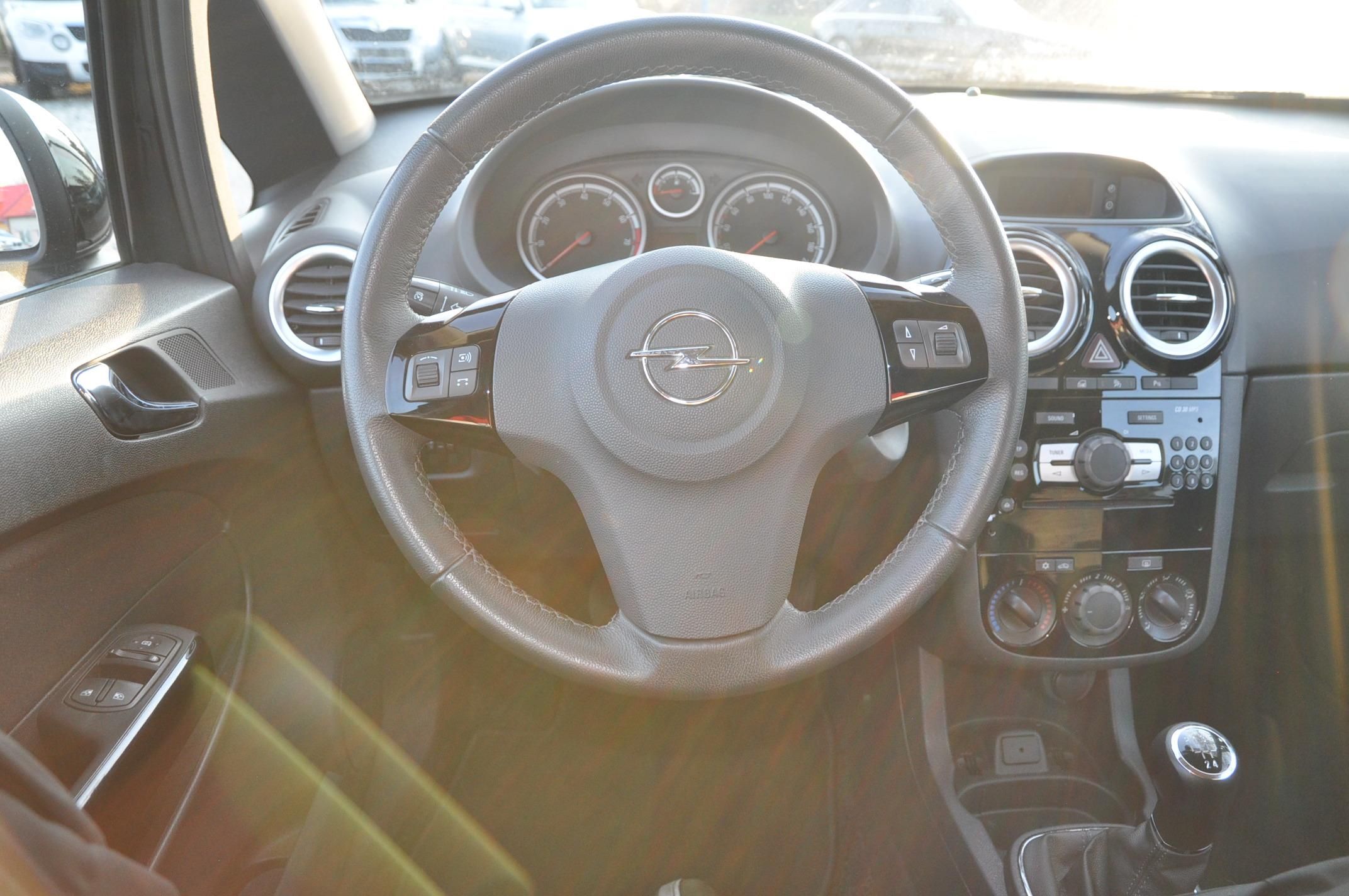 Opel Corsa, 1.4i 64kW 3dv. Energy - fotka 5