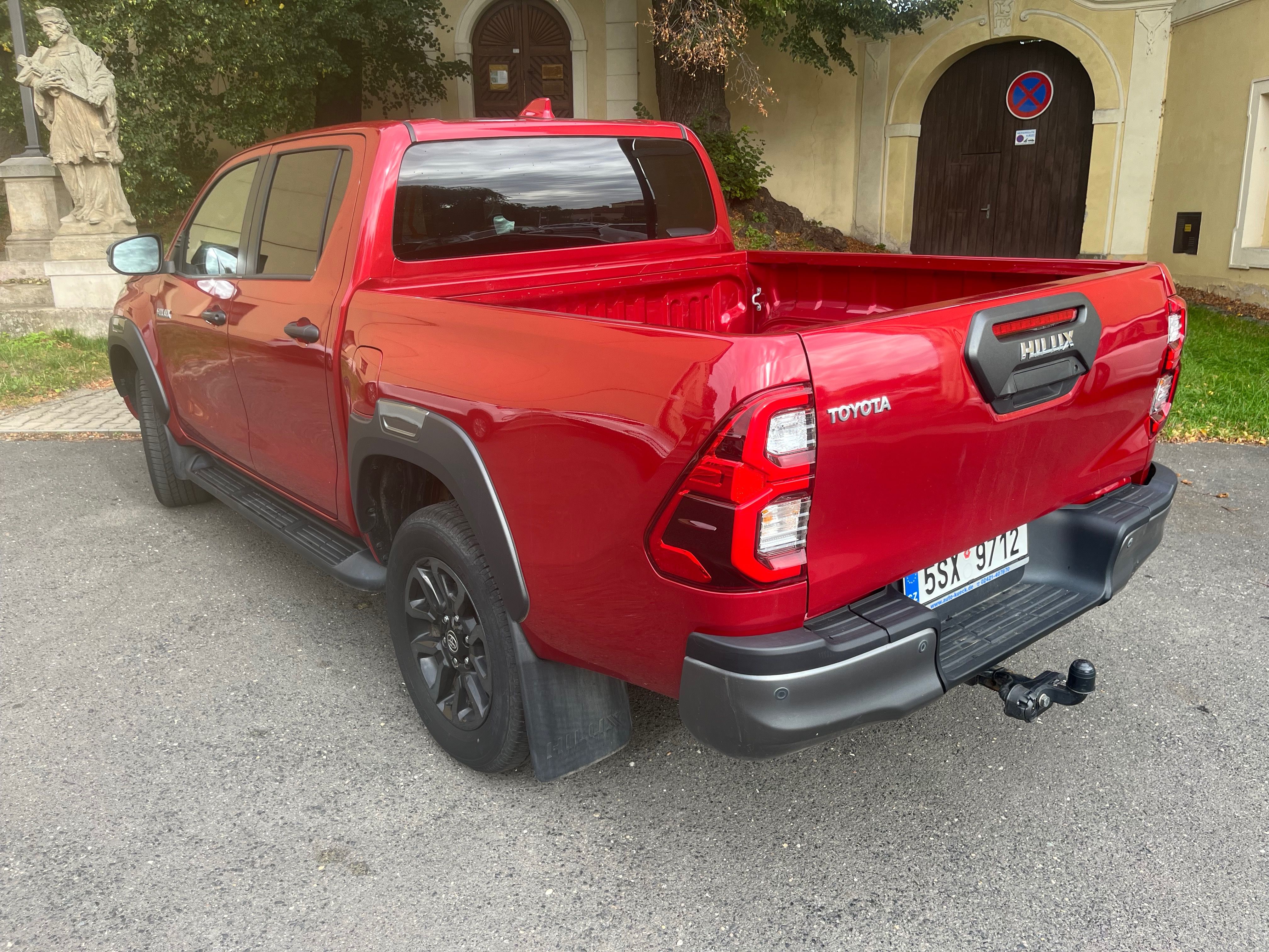Toyota Hilux - fotka 2
