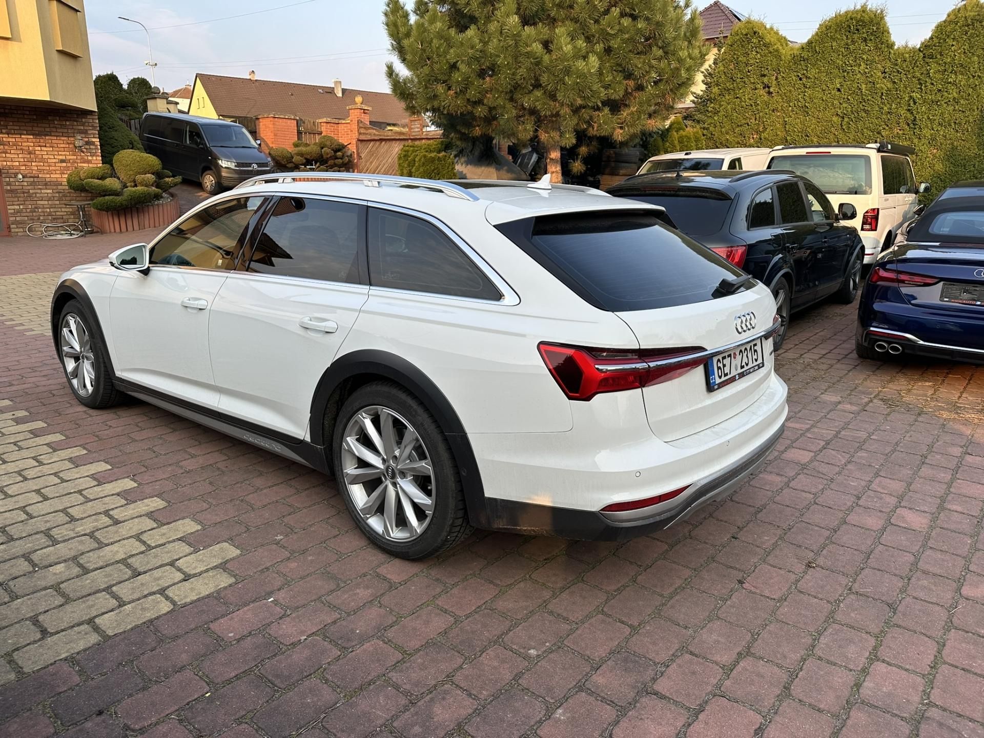 Audi A6 allroad, 50TDi, KOMF. SEDAČKY, MASSAGE - fotka 6