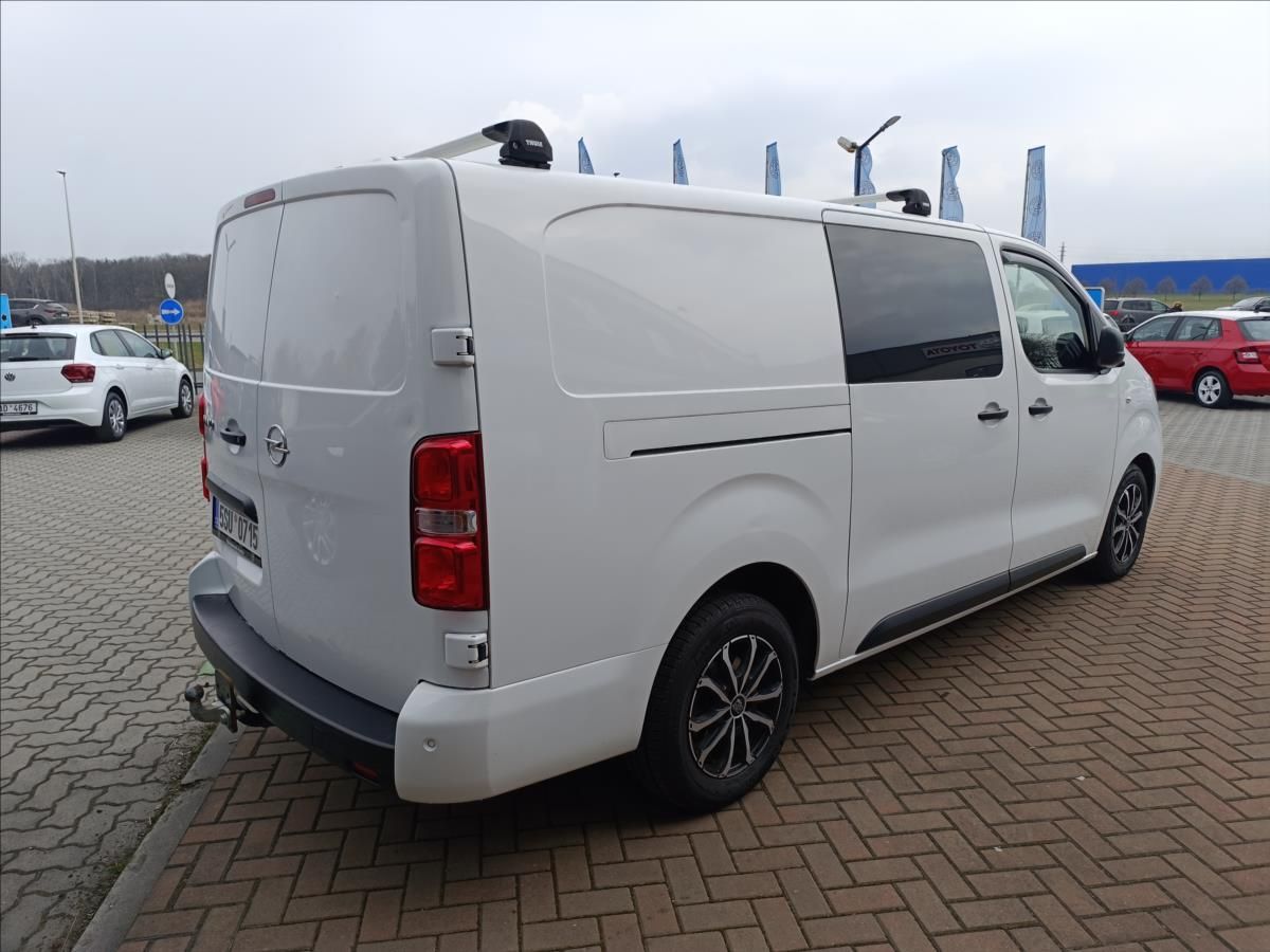 Opel Vivaro, 2,0 CDTi Crewvan - fotka 5