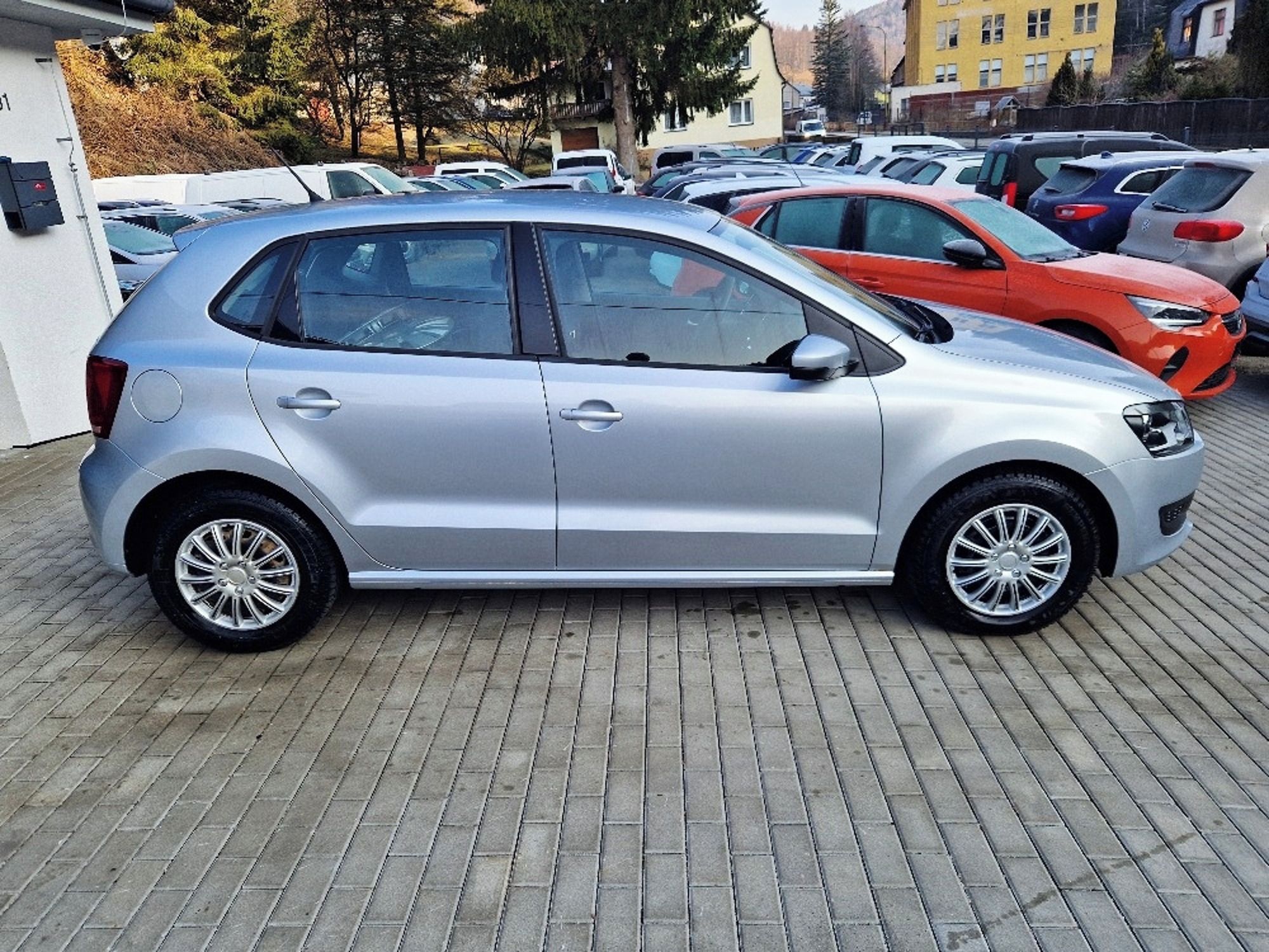 Volkswagen Polo, 1.4 (63 kW), 85 tis. km - fotka 6