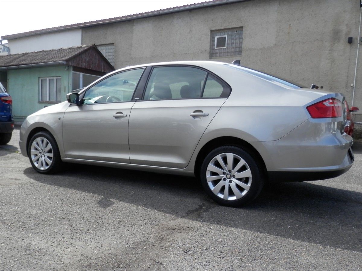 Seat Toledo, 1,6 TDi 77kW iTECH Style - fotka 6
