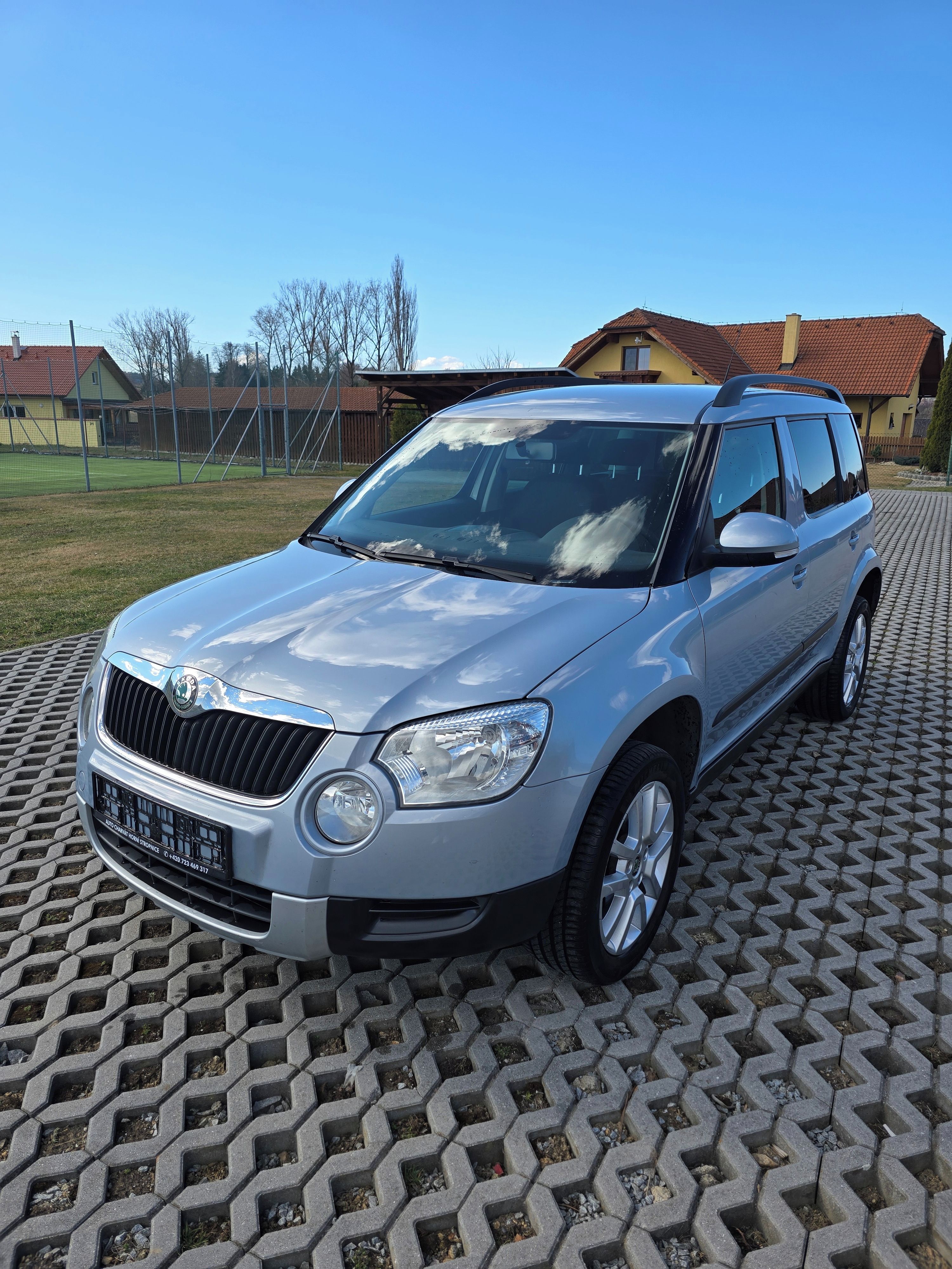 Škoda Yeti, 2.0 TDI 103Kw 4x4 servis ŠKODA - fotka 3