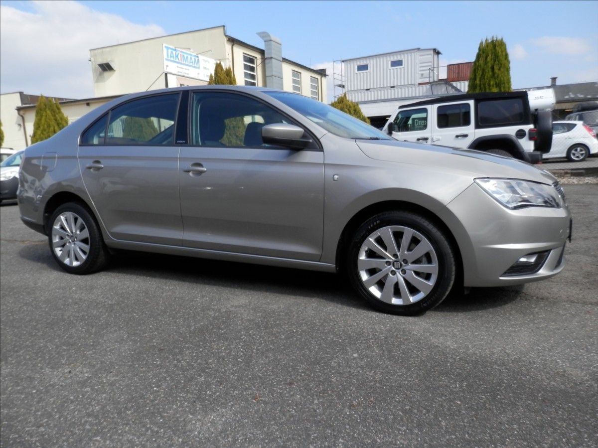 Seat Toledo, 1,6 TDi 77kW iTECH Style - fotka 4