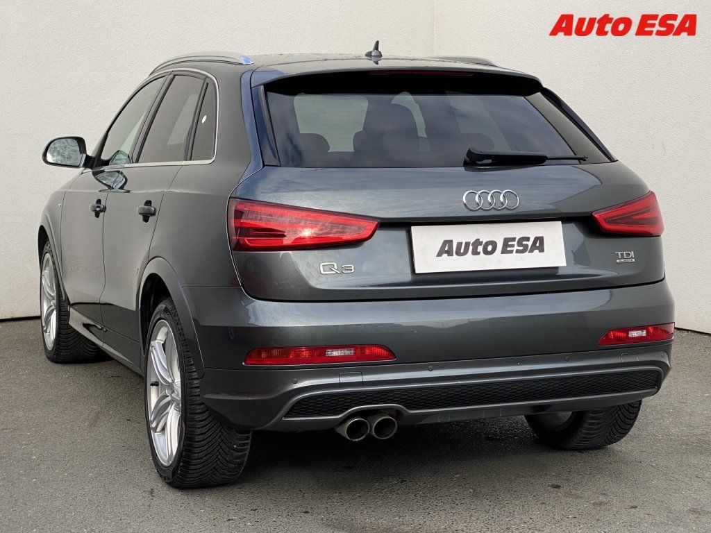 Audi Q3, 2.0 TDi quattro,S-line - fotka 6
