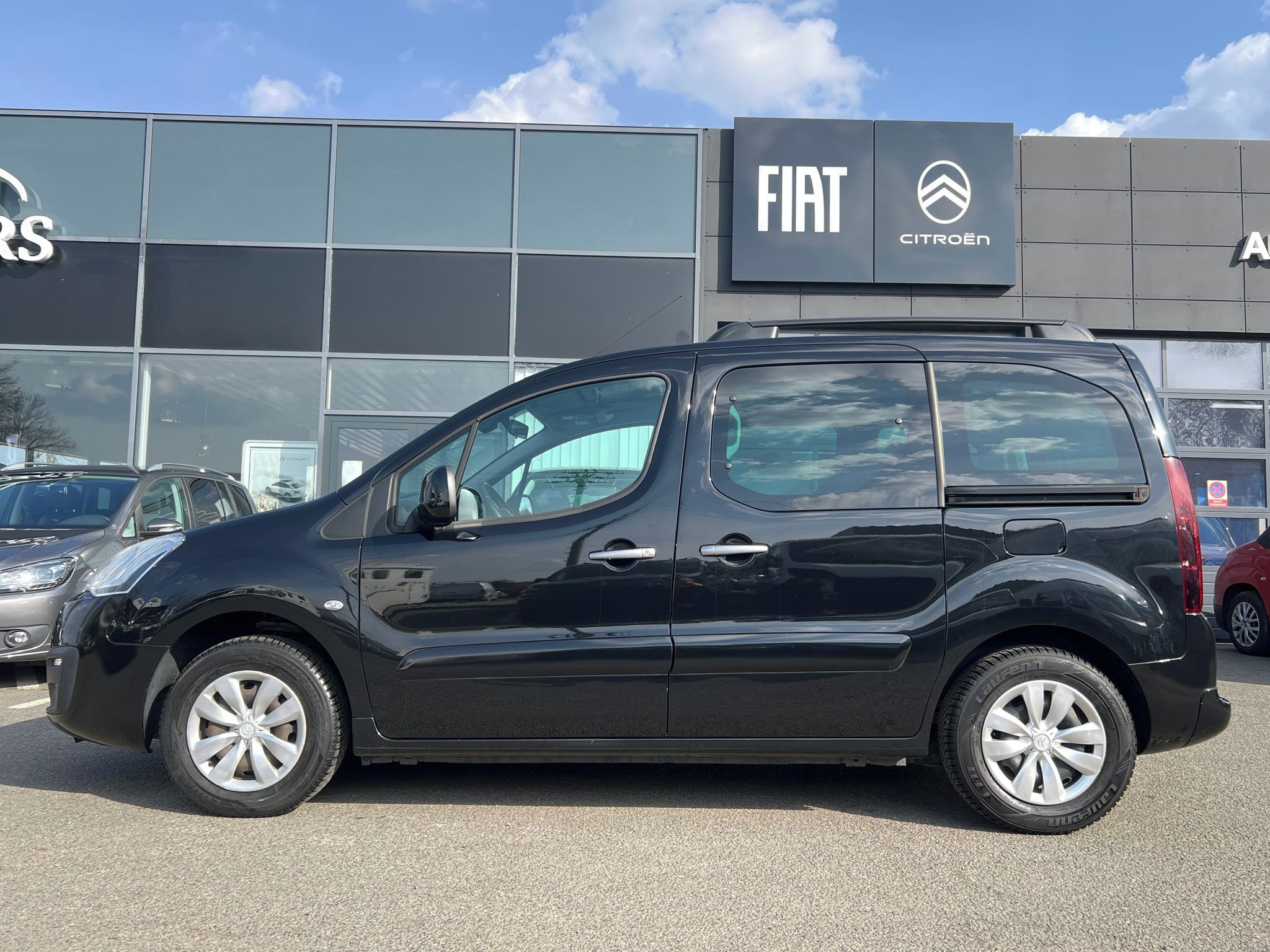 Citroën Berlingo, 1.2 110k MULTISPACE SERVIS - fotka 3