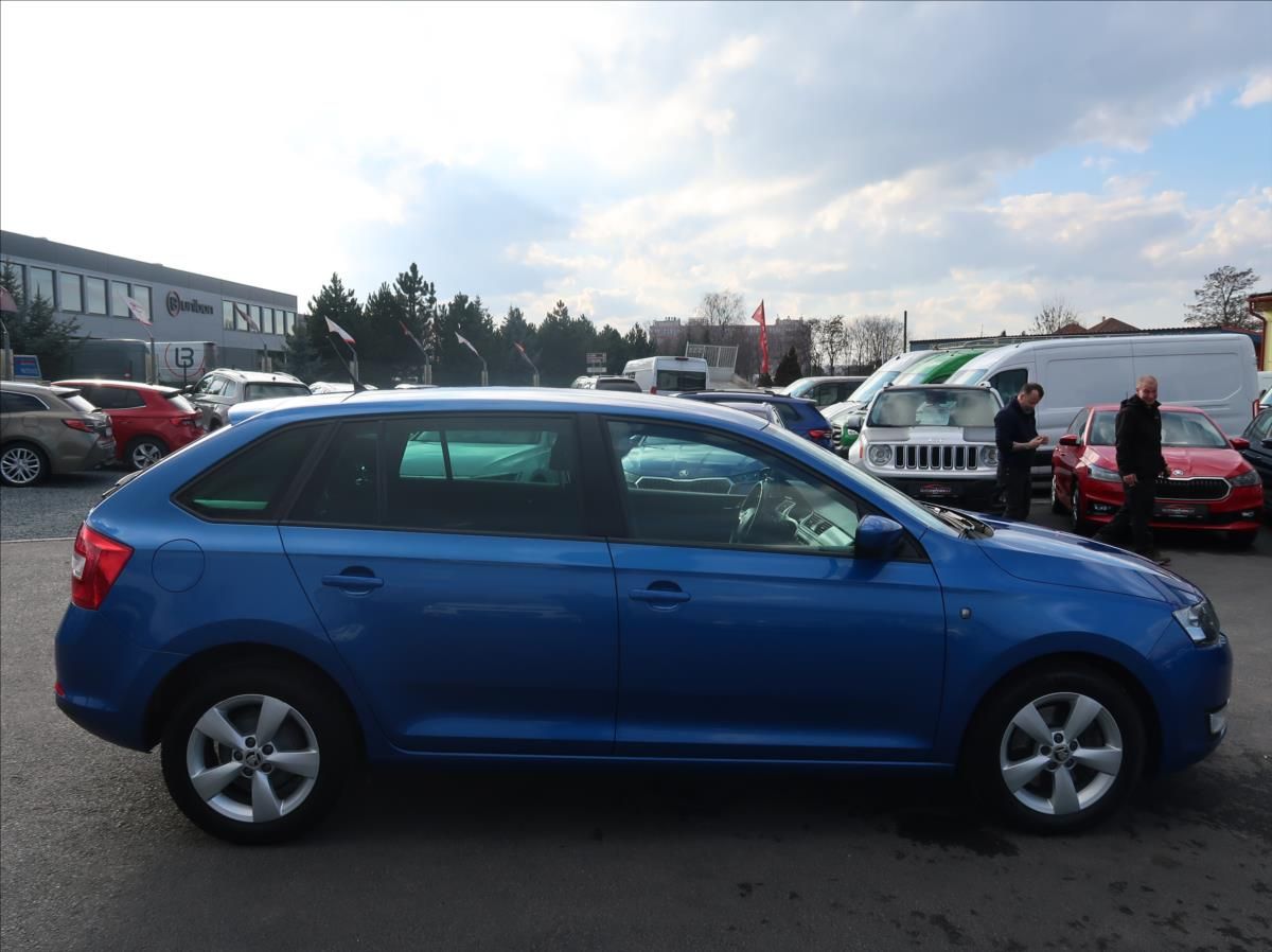 Škoda Rapid, 1,6 TDi,66kW,DSG,NovéČR,Klima - fotka 5