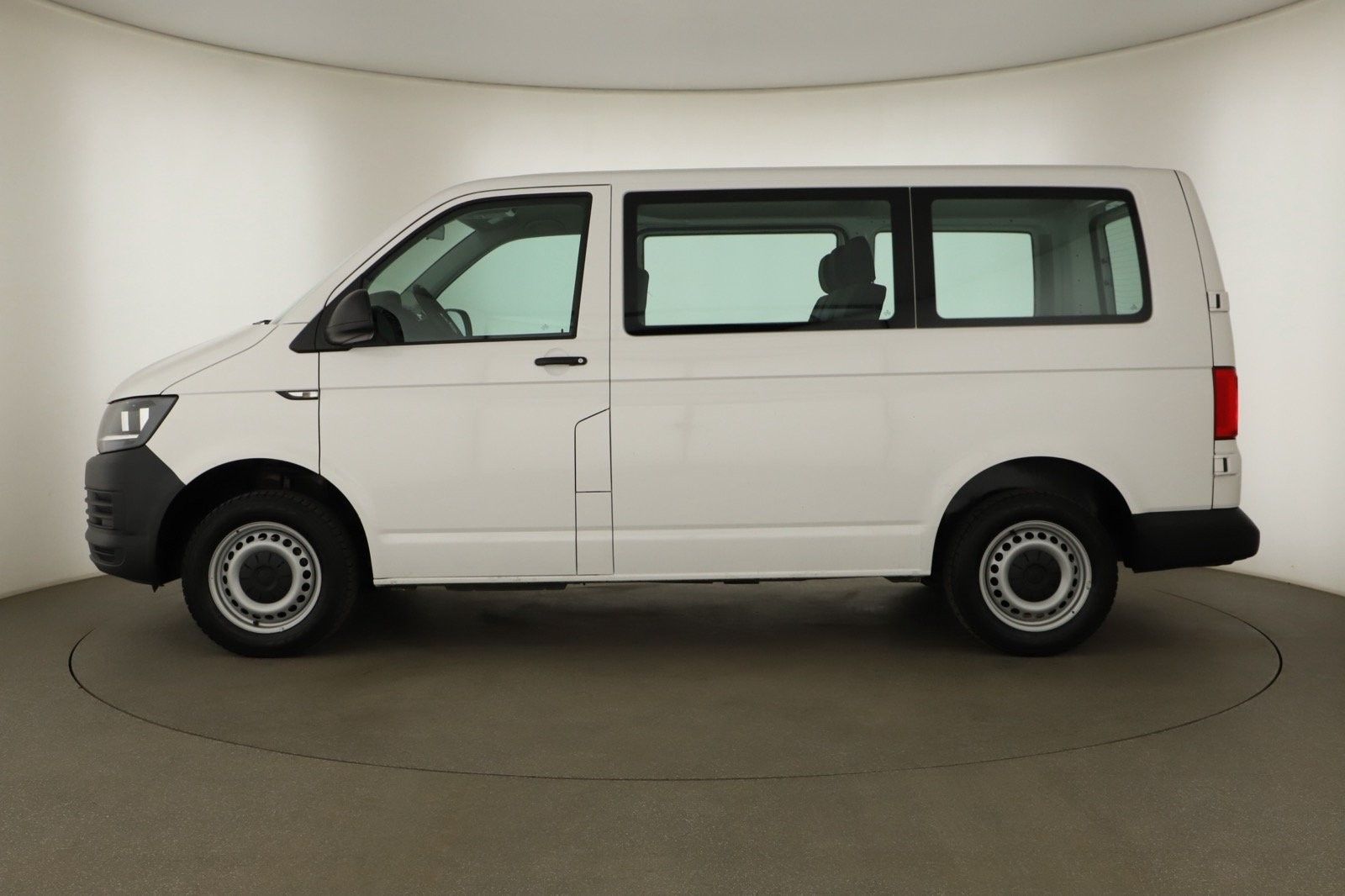 Volkswagen Transporter, 2.0 TDI, Kombi, 6 míst, KR - fotka 3