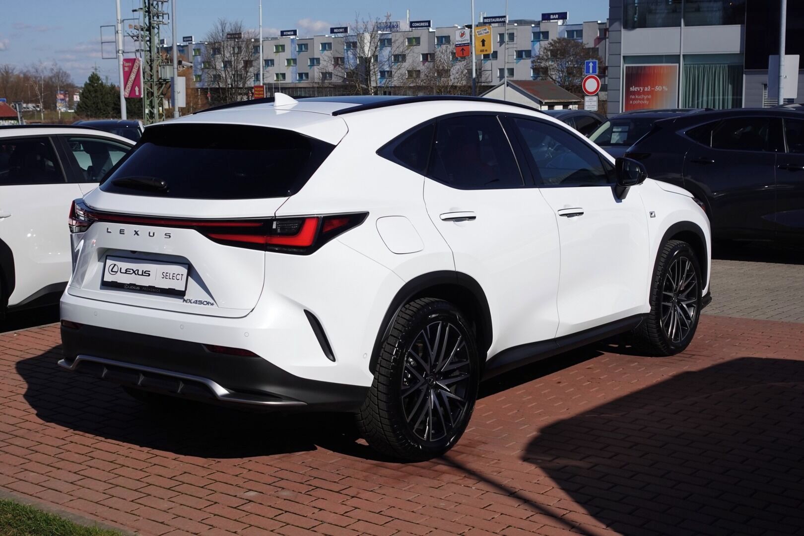 Lexus NX 450h+, NX450h+Plug-in F SPORT Top Pan - fotka 5