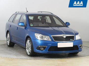RS 2.0 TSI, Serv.kniha, Kůže