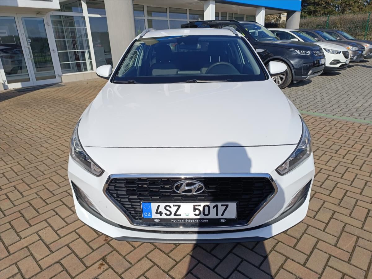 Hyundai i30, 1,4 CVVT Start Plus - fotka 3