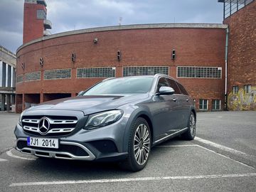 Mercedes-Benz E350D allterrain