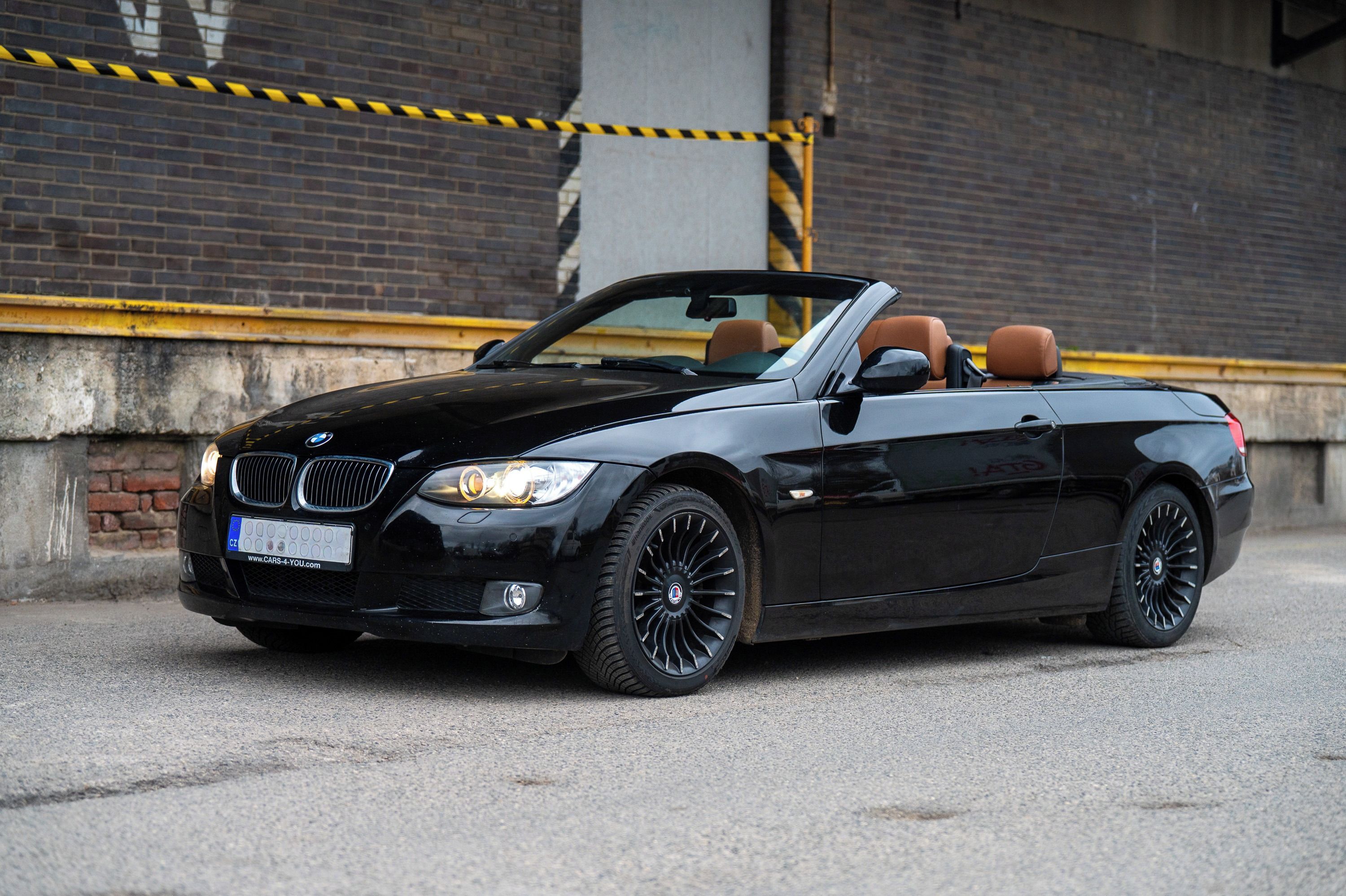 BMW Řada 3, E93 3.0l - fotka 3