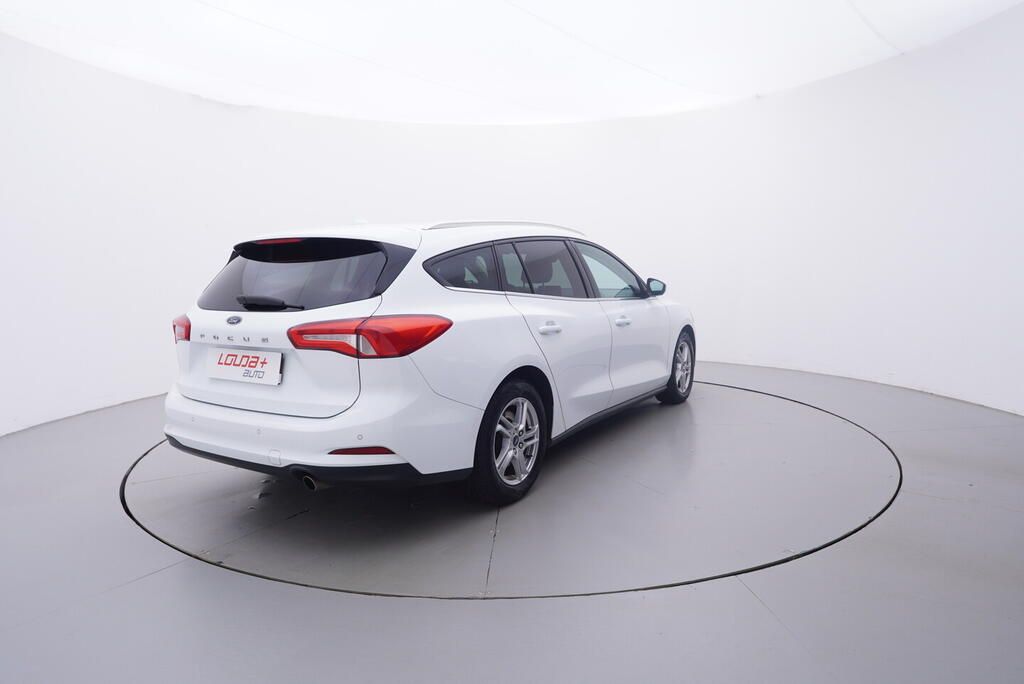 Ford Focus, Cool&Connect 1.5 88 kW - fotka 5