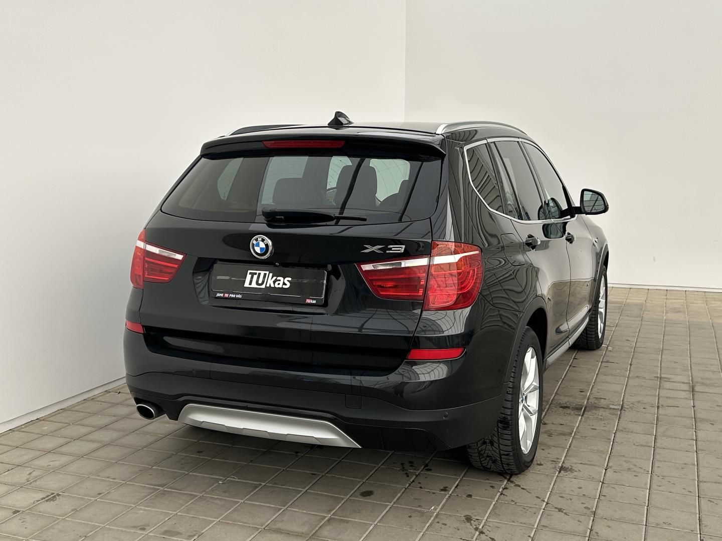 BMW X3, 2.0D 140kW 4x4  XLINE - fotka 5