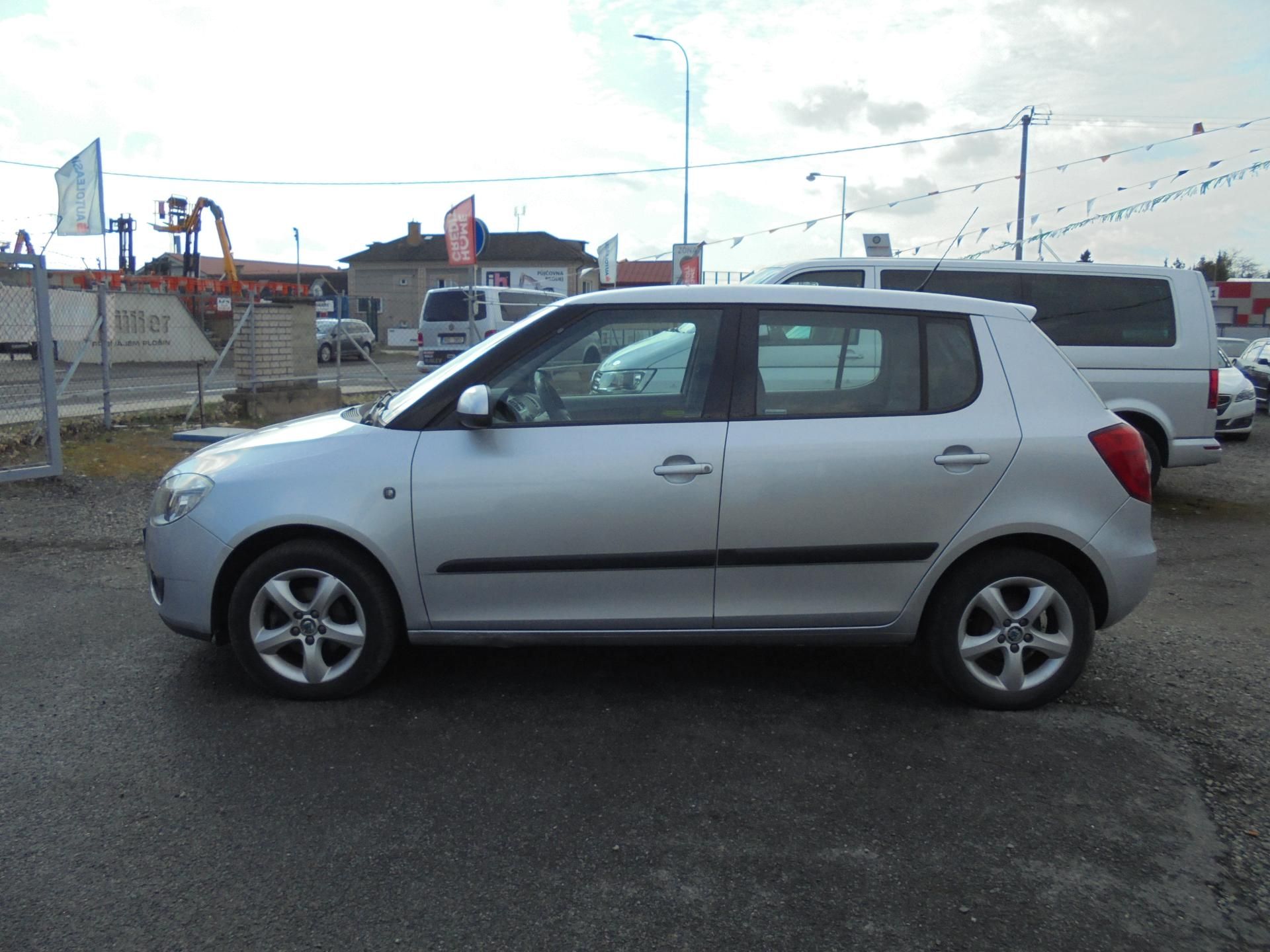 Škoda Fabia, 1.2 HTP- KLIMA- 1. MAJITEL- ČR - fotka 4