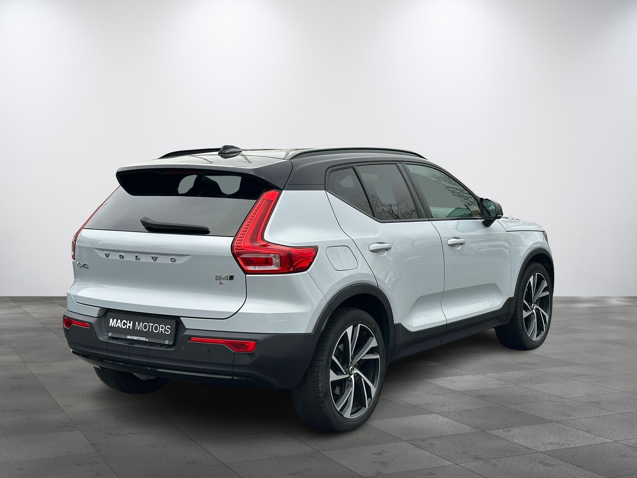 Volvo XC40, B4 R-Design - fotka 3