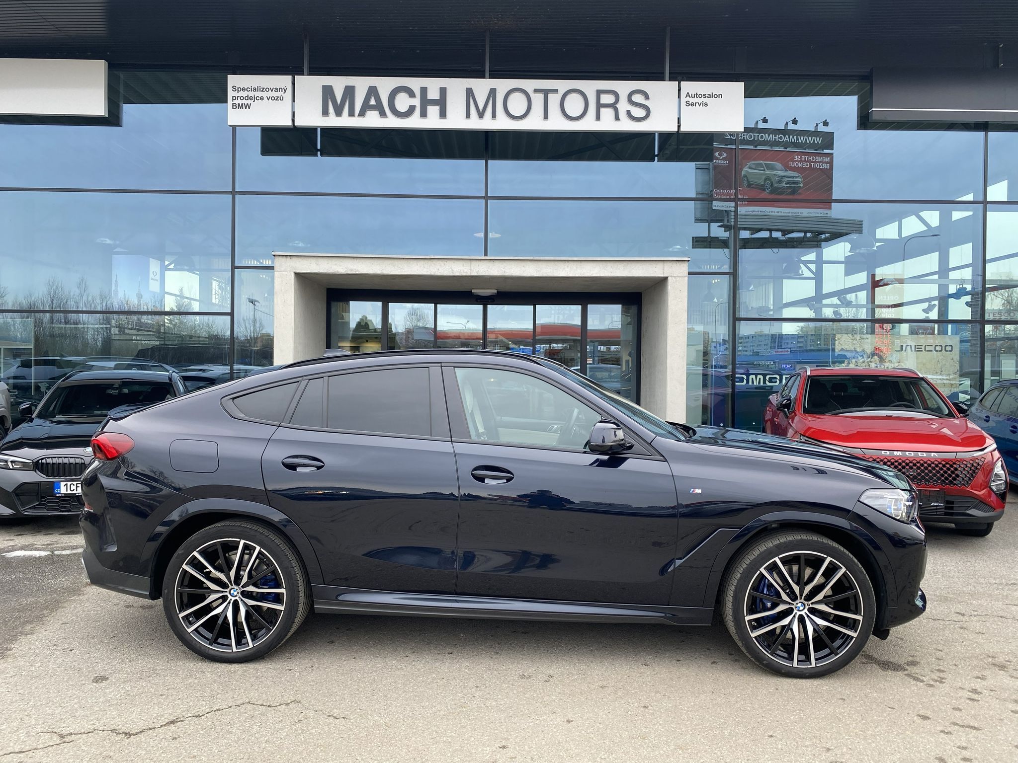 BMW X6, 40d xDrive - fotka 6