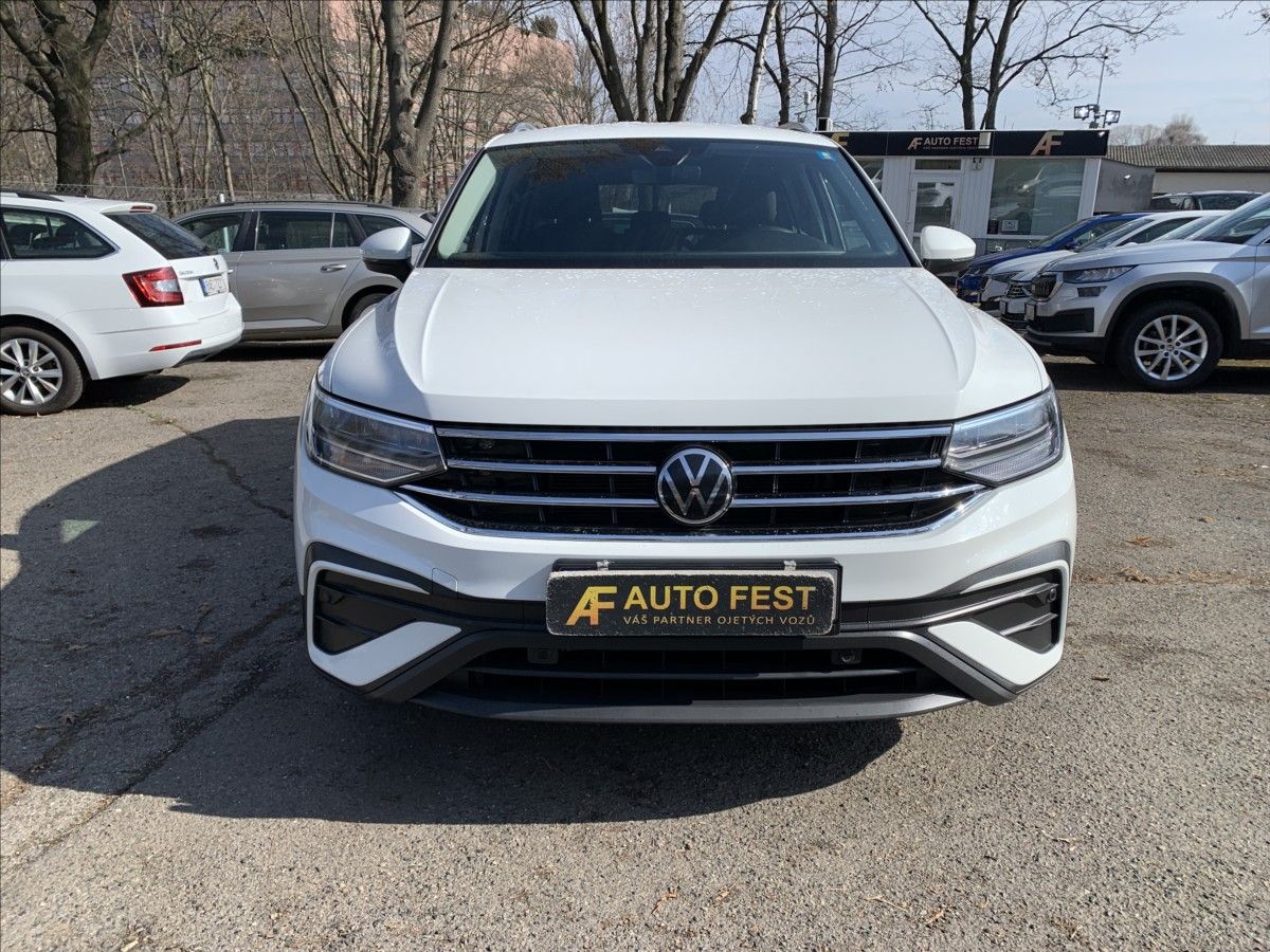 Volkswagen Tiguan Allspace, 2,0 TDI DSG 1.MAJ.,ČR,SERVISKA - fotka 2