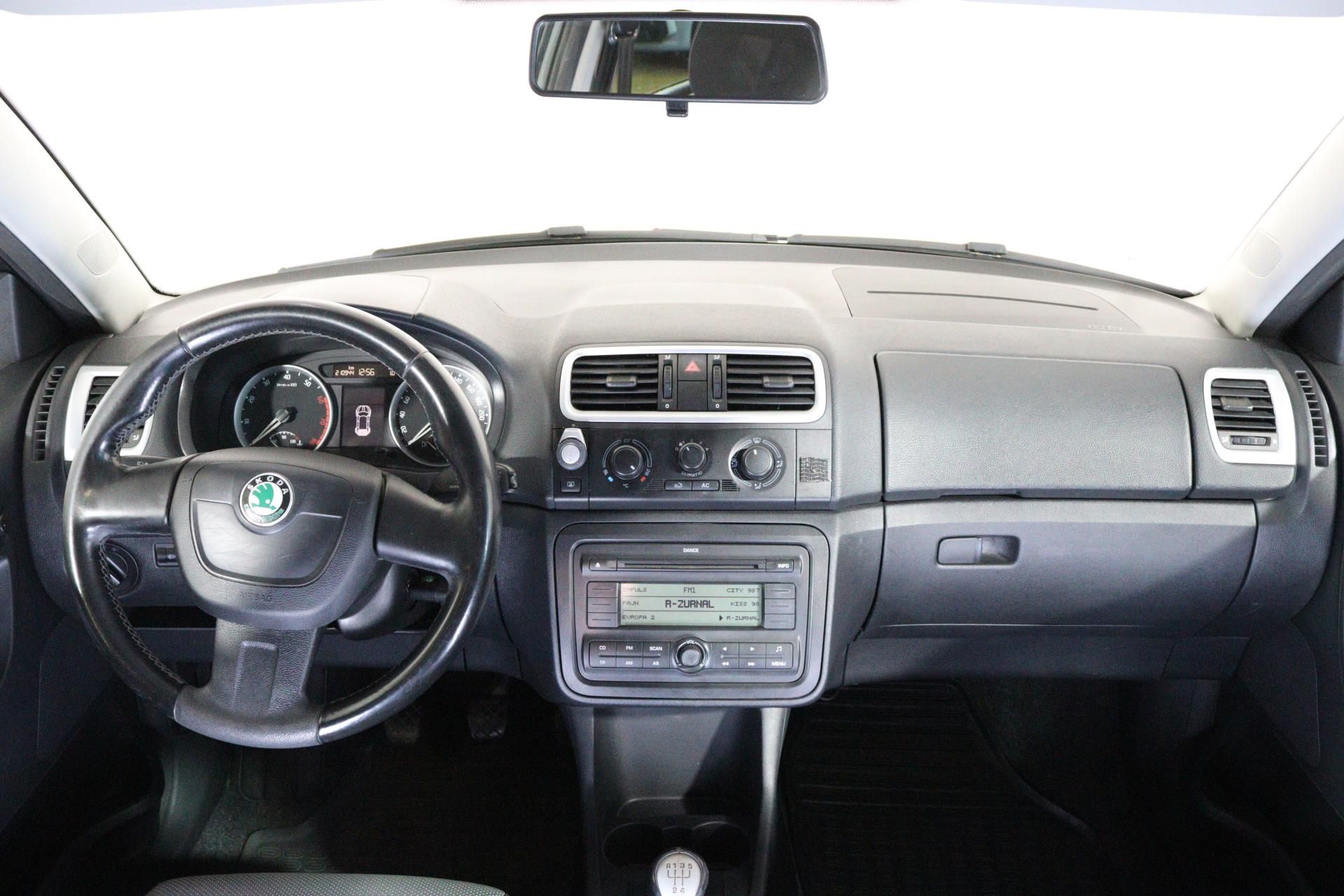 Škoda Fabia, COMBI SPORT 1,6 16V 77 kW - fotka 5