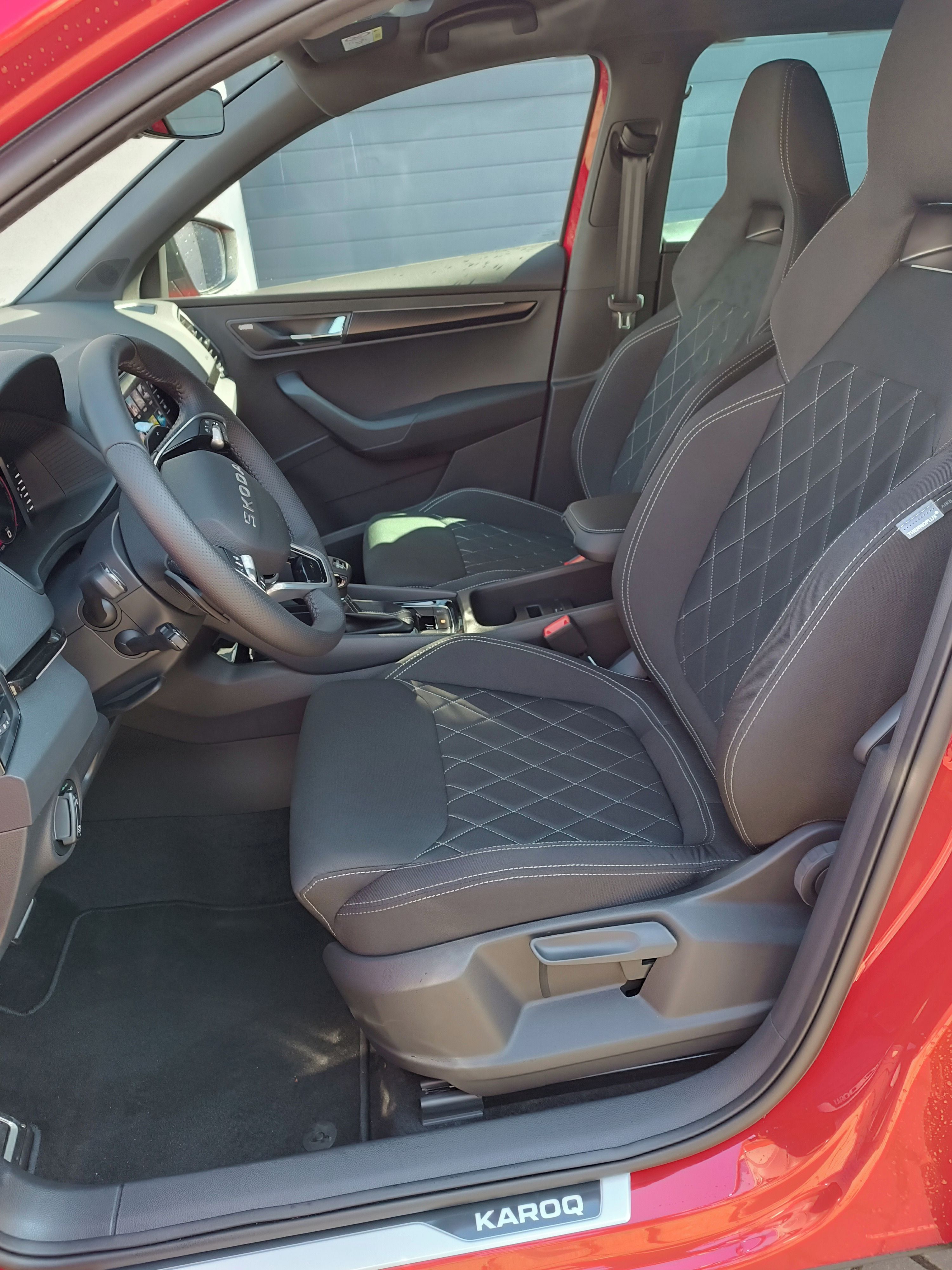 Škoda Karoq, Sportl. 2,0TDI 110Kw 7DSG 4x4 - fotka 5
