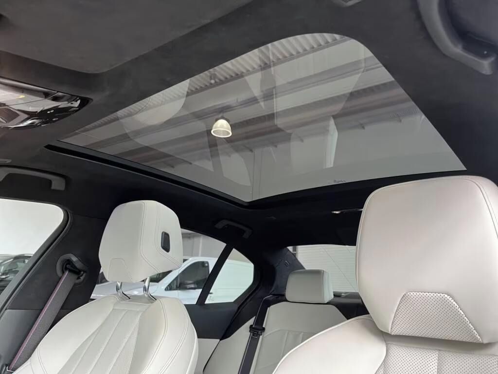 BMW Řada 5, 520 d M Sport Carbon*Navi* - fotka 6