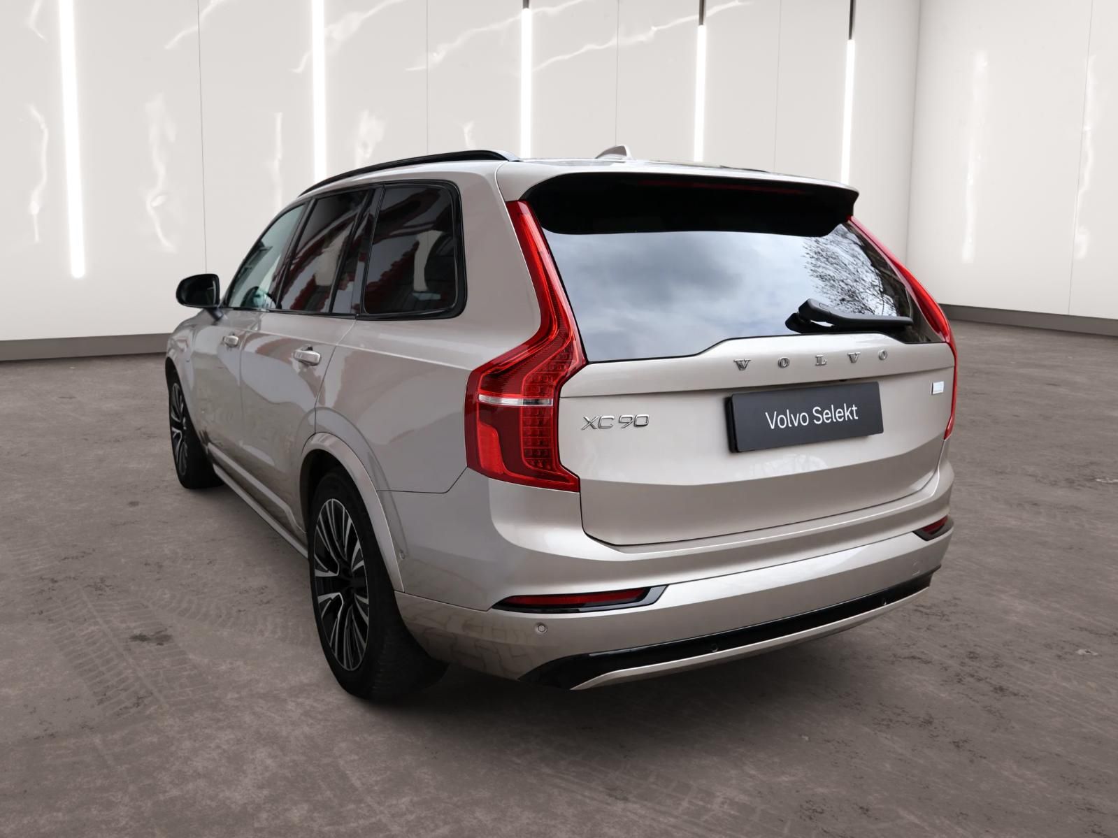 Volvo XC90, Recharge Plus, T8 AWD Plug-in - fotka 2