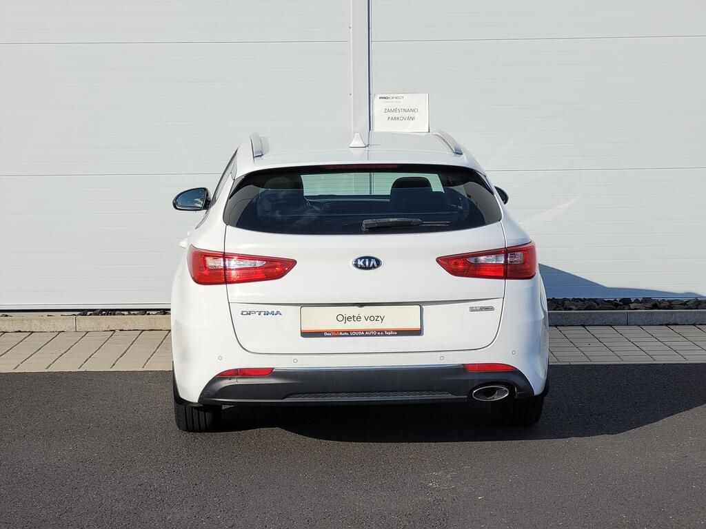 Kia Optima, Business Line 1.7 104 kW - fotka 6
