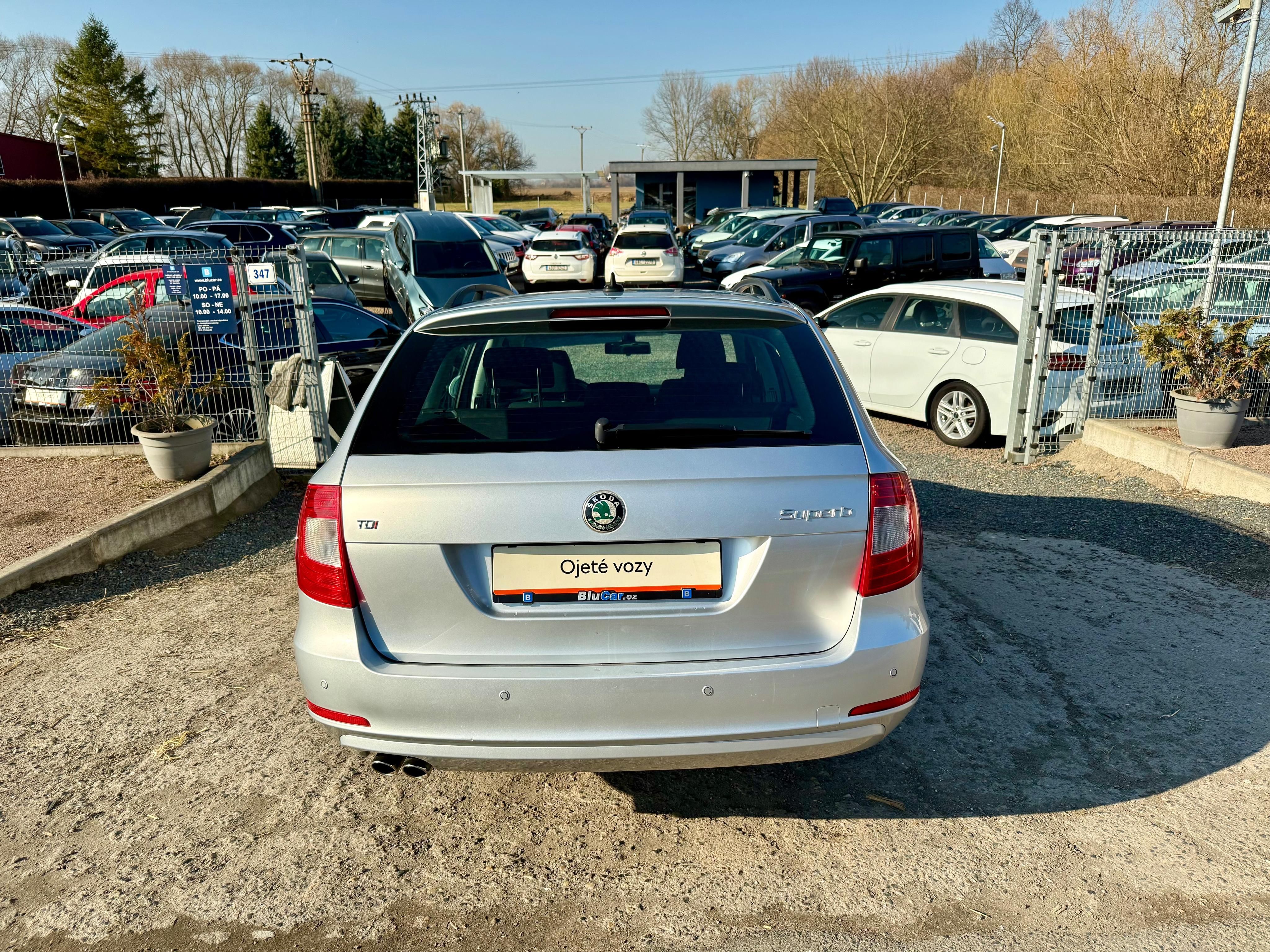 Škoda Superb, 2.0TDi 103kw Manuál Navi - fotka 2