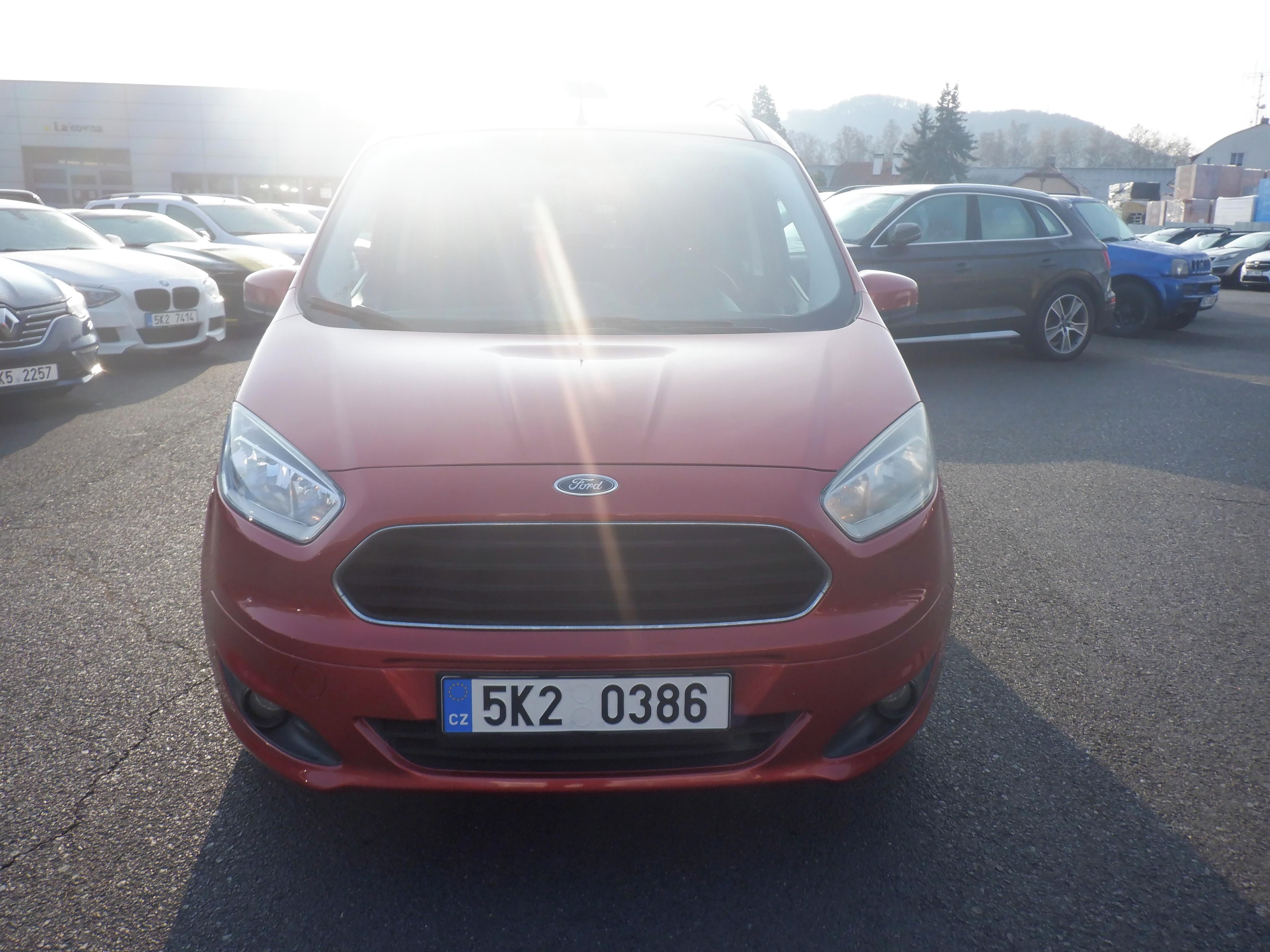Ford Tourneo Courier, 1.0 EcoBoost 74kW - fotka 2