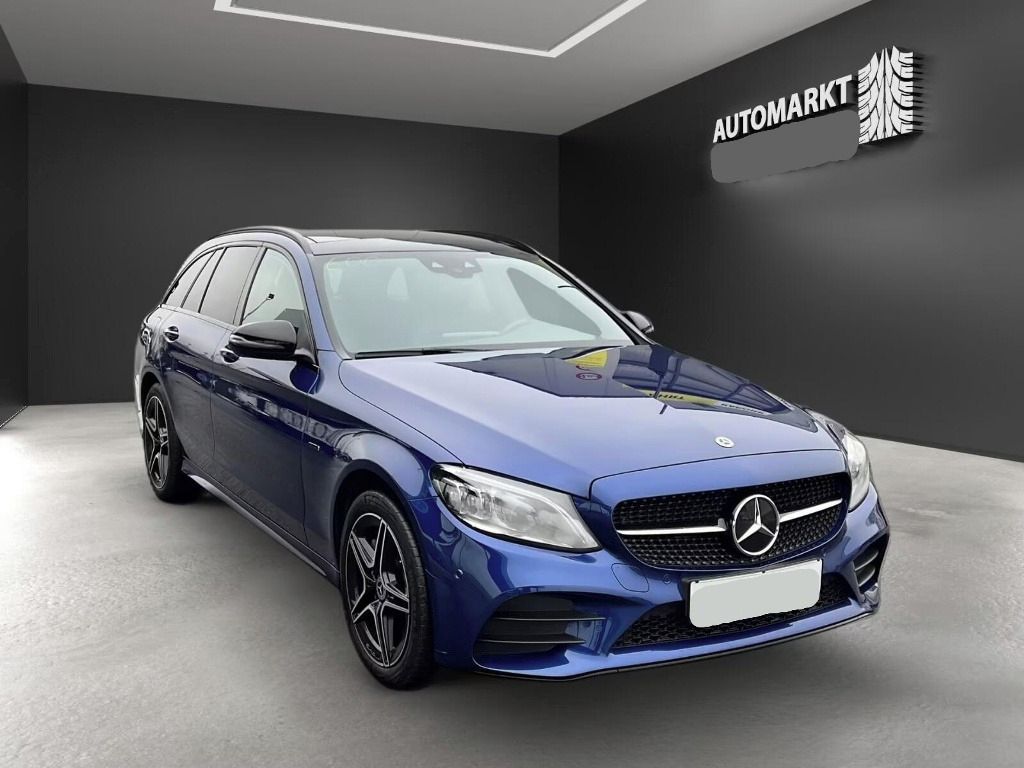 Mercedes-Benz Třídy C, 300 T e AMG Night Edition*Navi - fotka 3