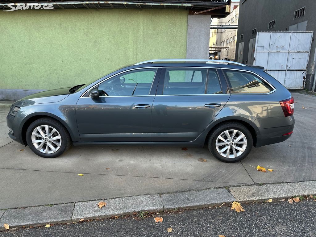 Škoda Octavia, Combi 2,0 TDI Style/ odp.dph - fotka 5