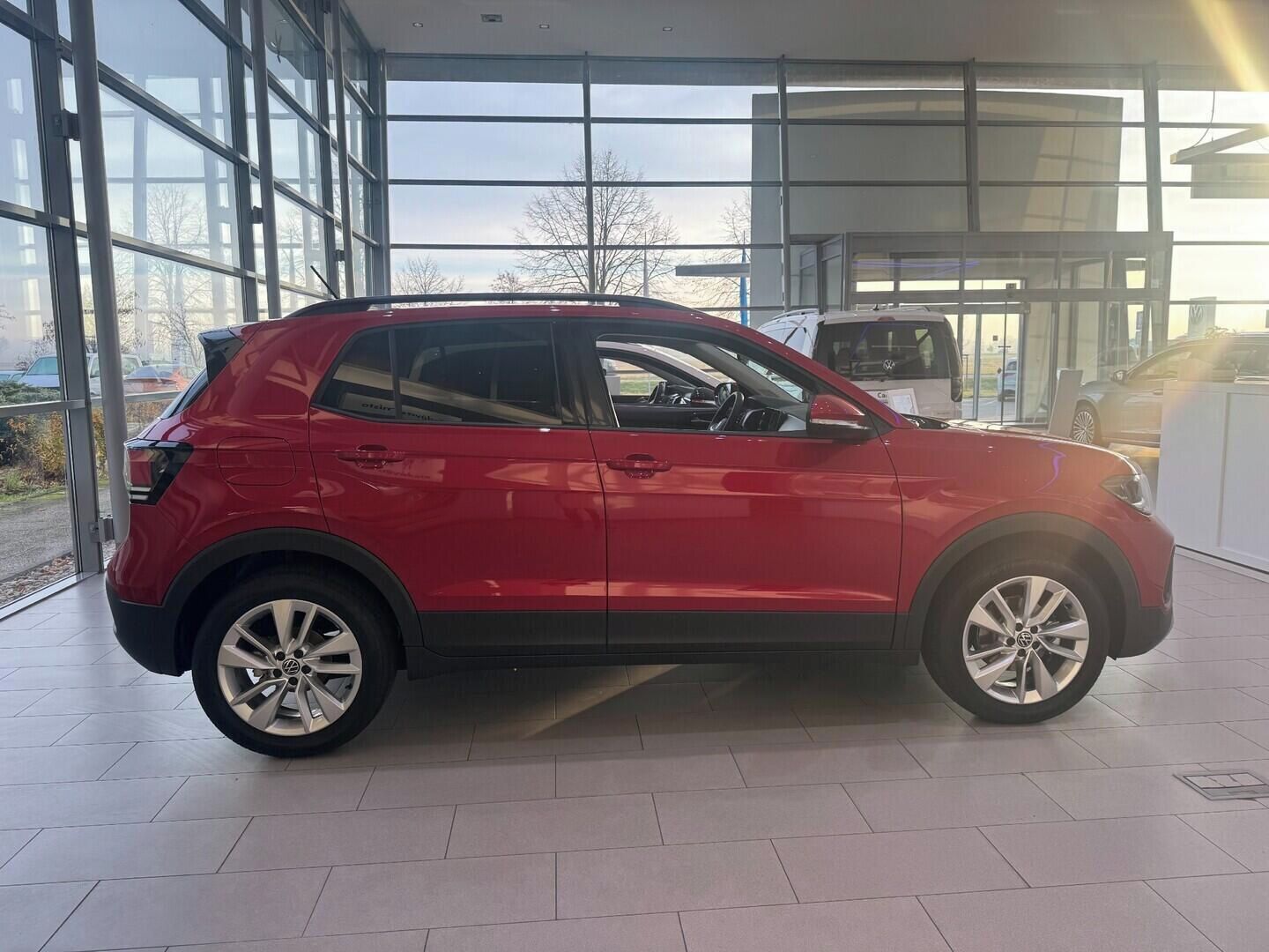 Volkswagen T-Cross, People 1.0 TSI 6G 85 kW - fotka 4