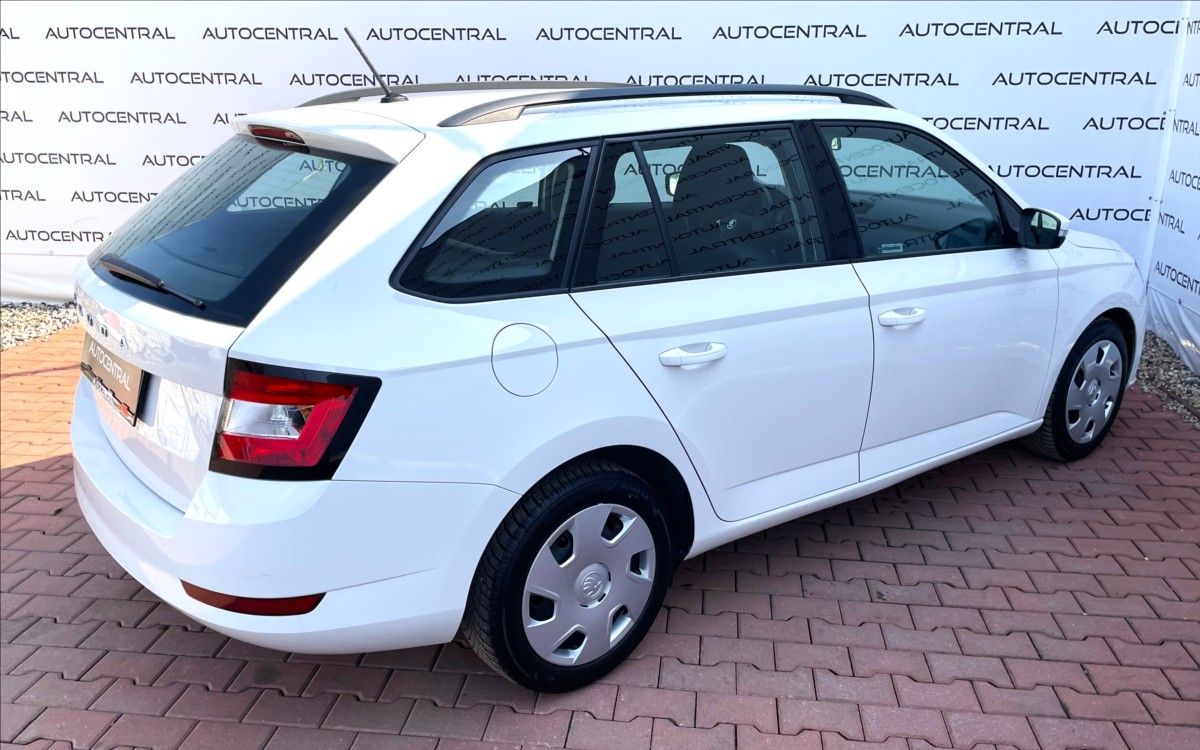 Škoda Fabia, 1,0 TSi,1.maj.,ČR,Nové rozvody - fotka 4