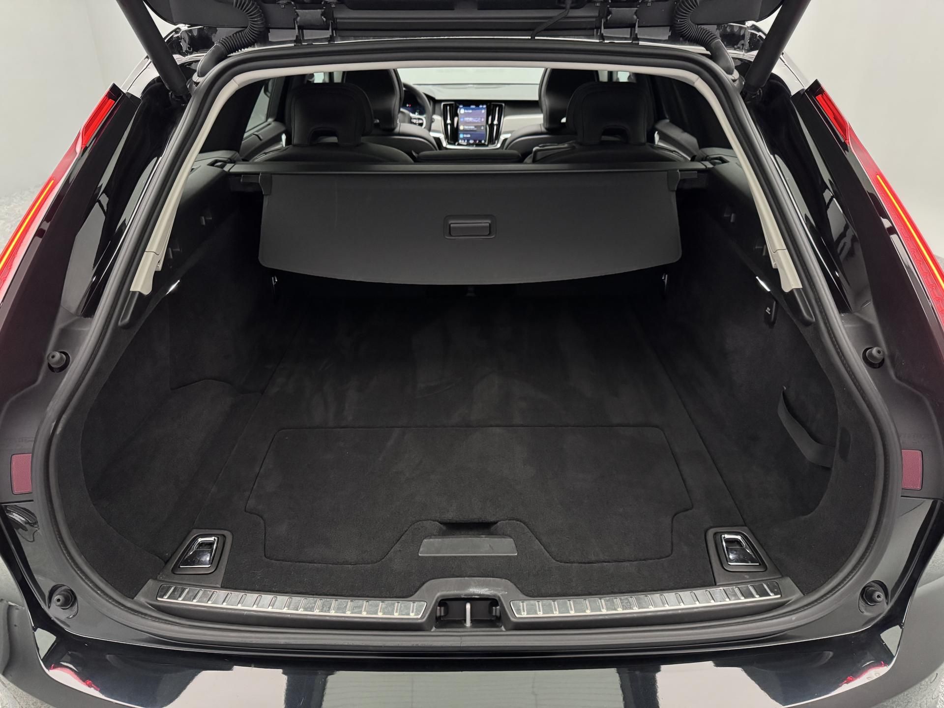 Volvo V90, T6 AWD RECHARGE BRIGHT PLUS - fotka 5