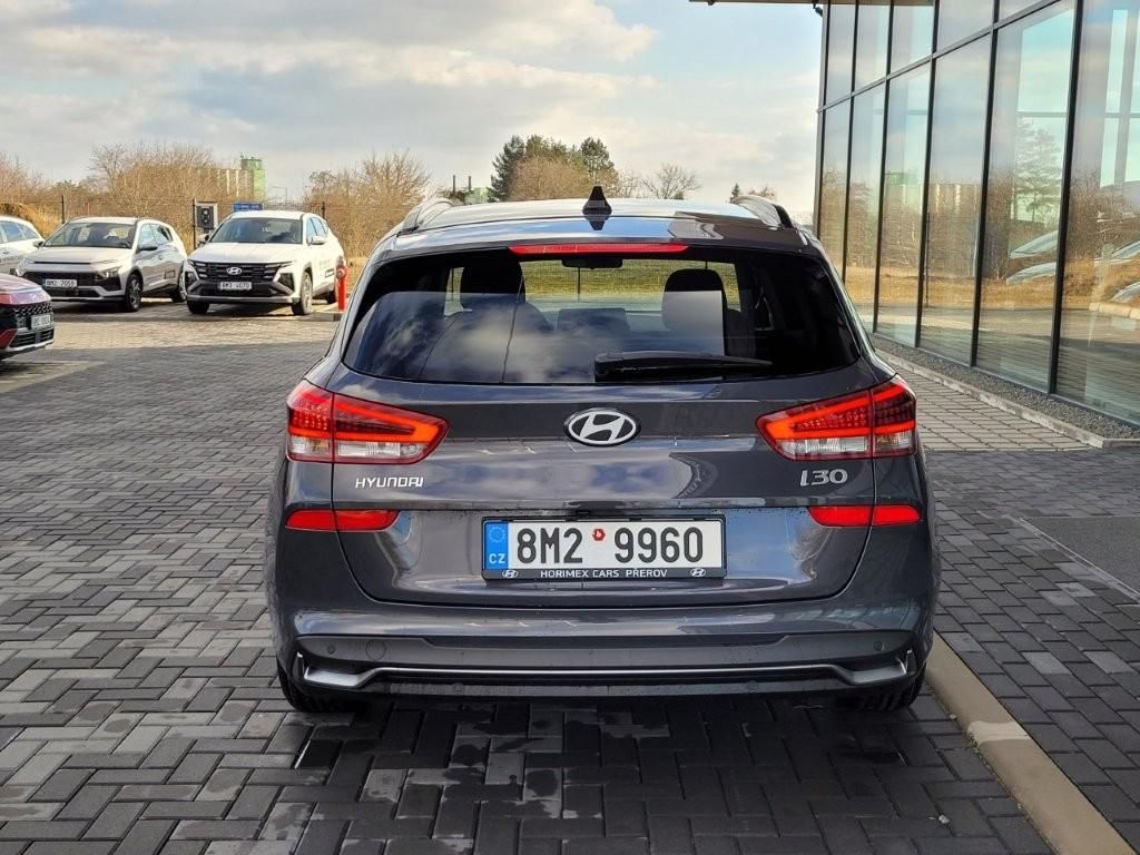 Hyundai i30, 1.6 T-GDI 110kW DCT SMART - fotka 5