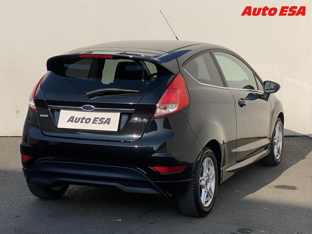 Ford Fiesta, 1.0 EB,Titanium - fotka 4