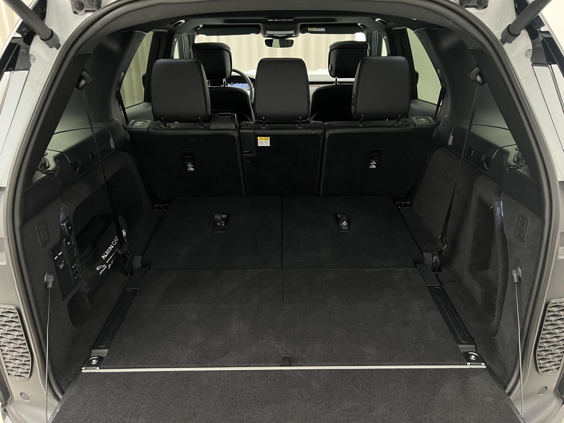 Land Rover Discovery, D250 DYNAMIC HSE AWD AUT CZ - fotka 5