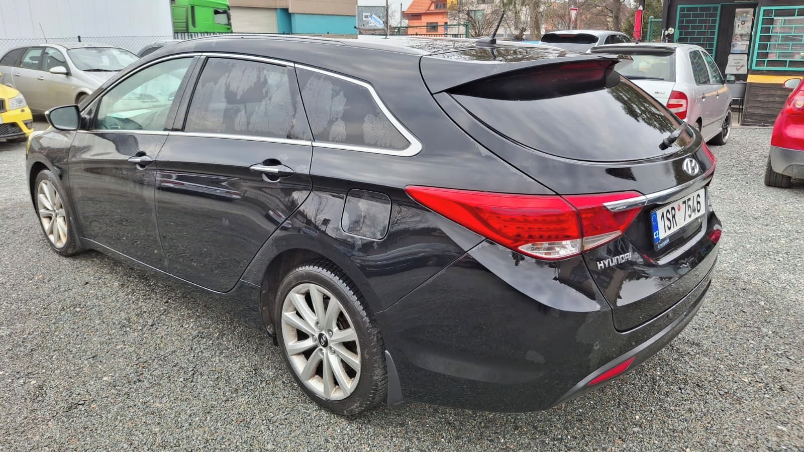 Hyundai i40, 1,7crdi, na splátky všem - fotka 5