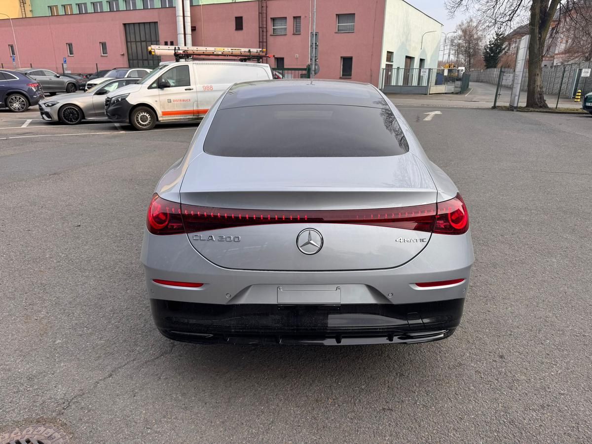 Mercedes-Benz CLA, 200 4M - fotka 6