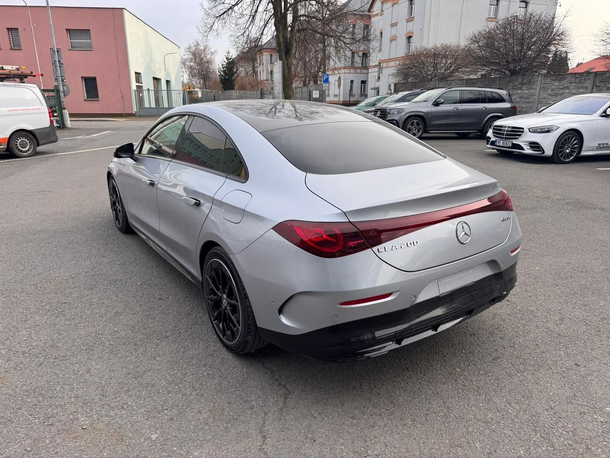 Mercedes-Benz CLA, 200 4M - fotka 5