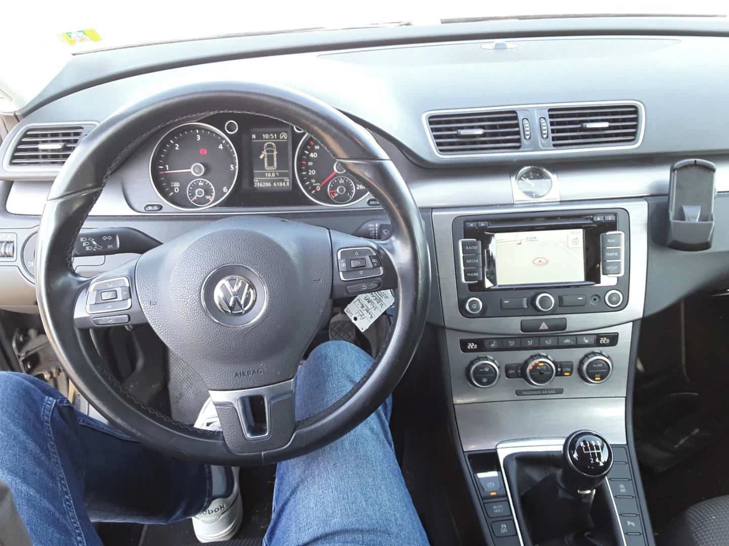 Volkswagen Passat, 2.0 Tdi 103KW PĚKNÁ VÝBAVA - fotka 2