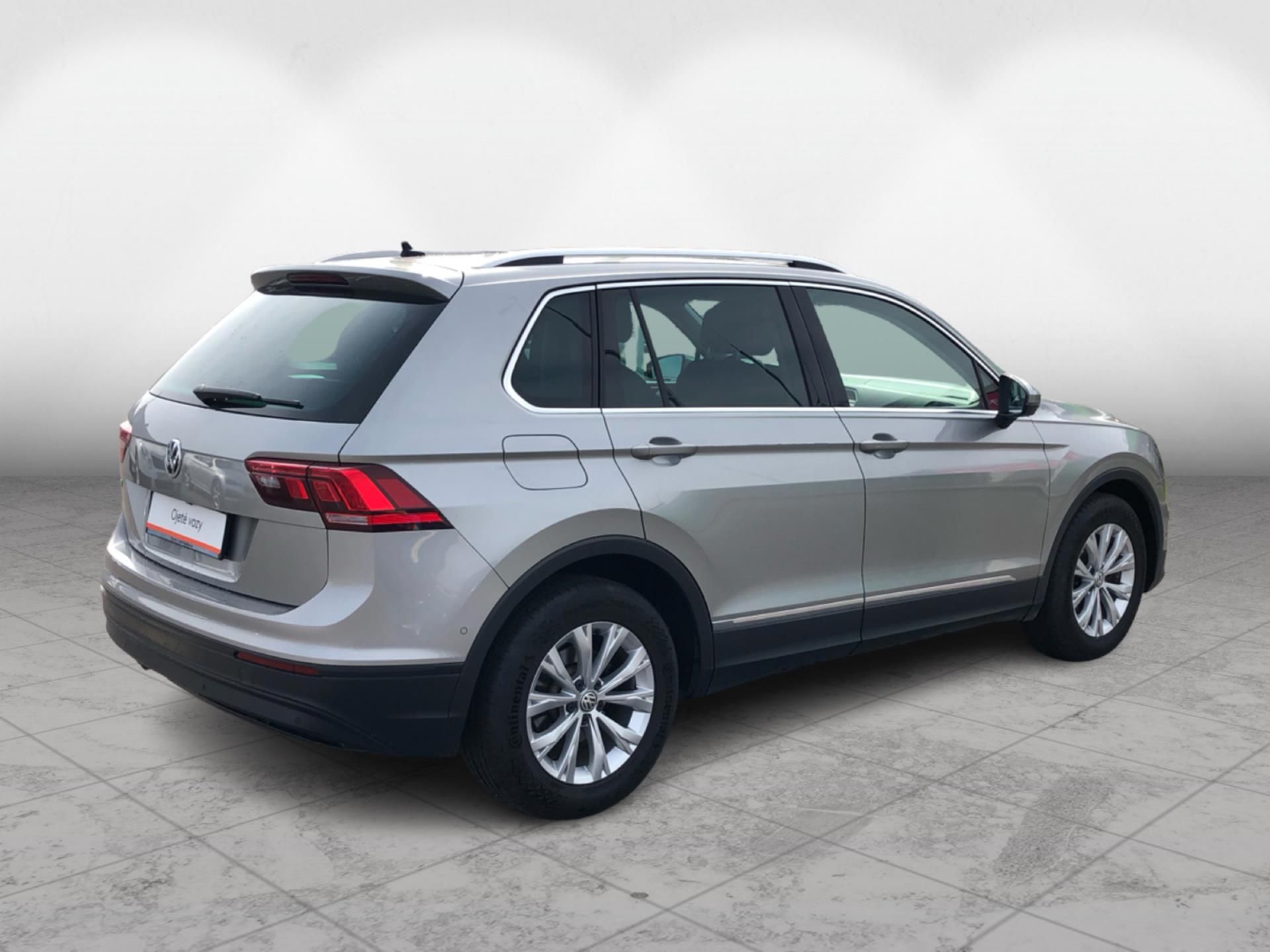 Volkswagen Tiguan, 2.0 TDi COMFORTLINE - fotka 2